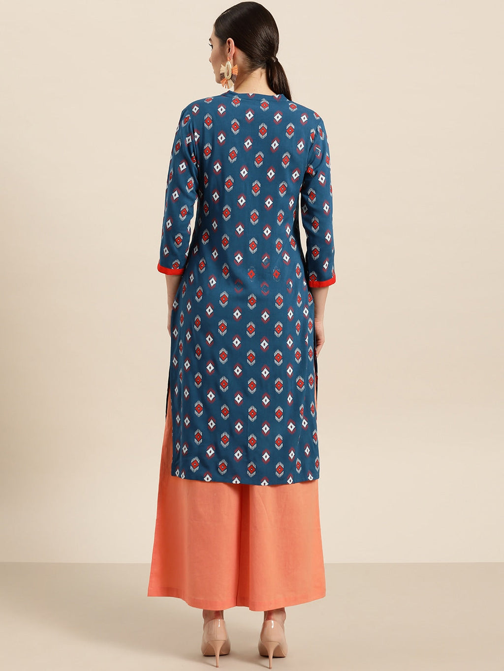 Sangria Women Teal Blue & Red Printed Straight Kurta