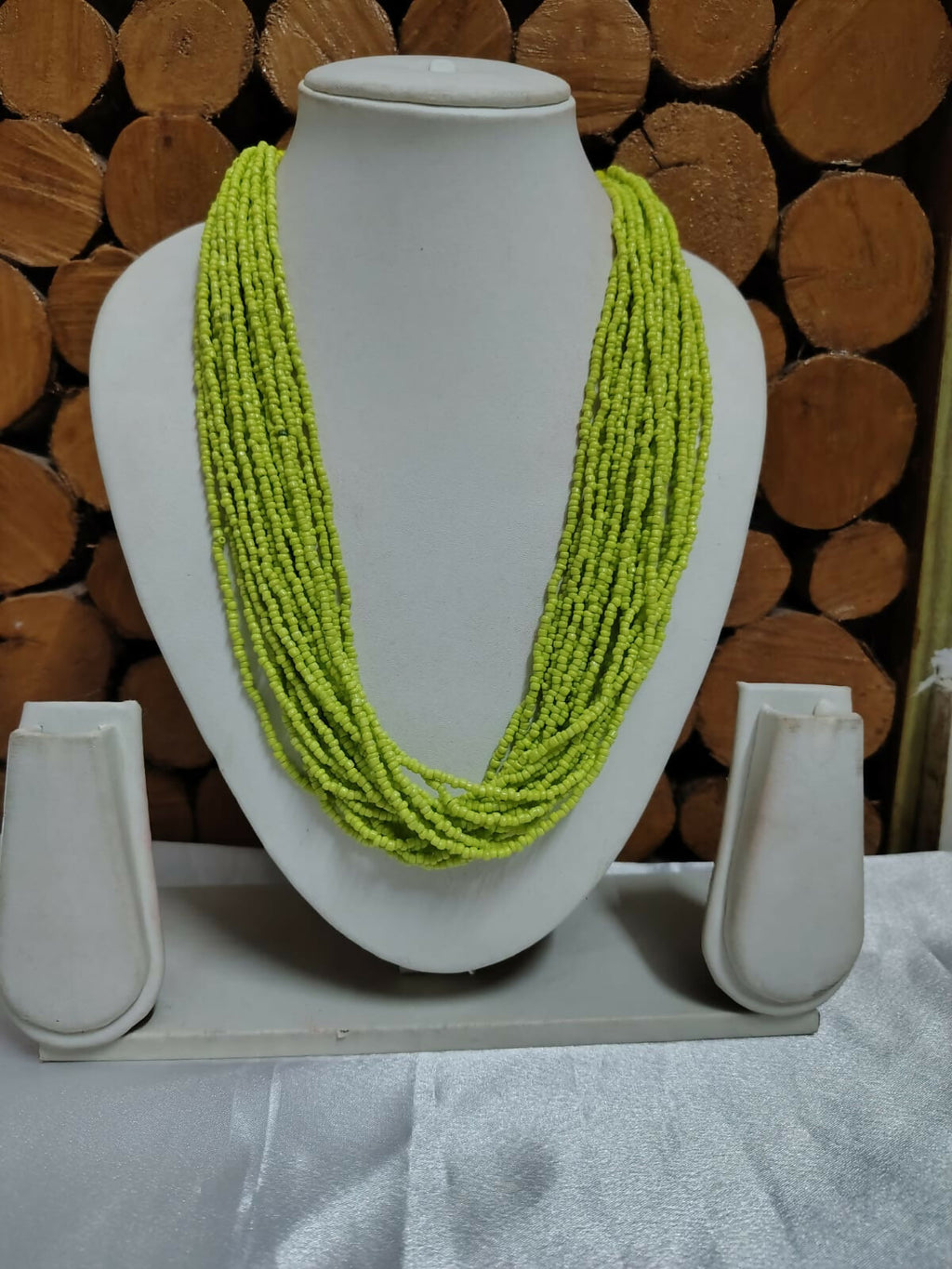 Inhanns Handmade Beaded Multilayer Necklace, 20 Layers - Neon Green