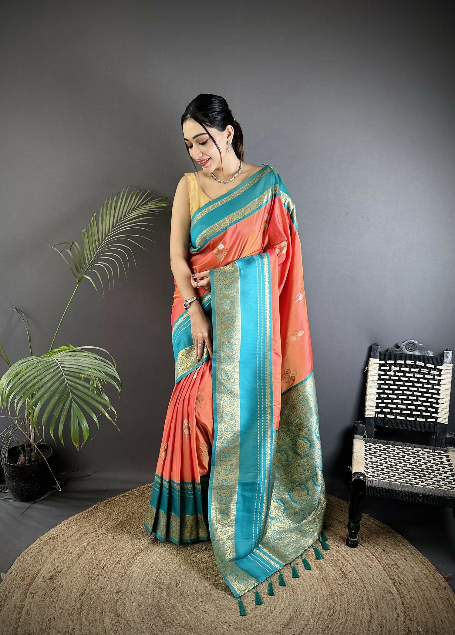 Joban Fashion Peach Banarasi Soft Silk Woven Saree - Distacart