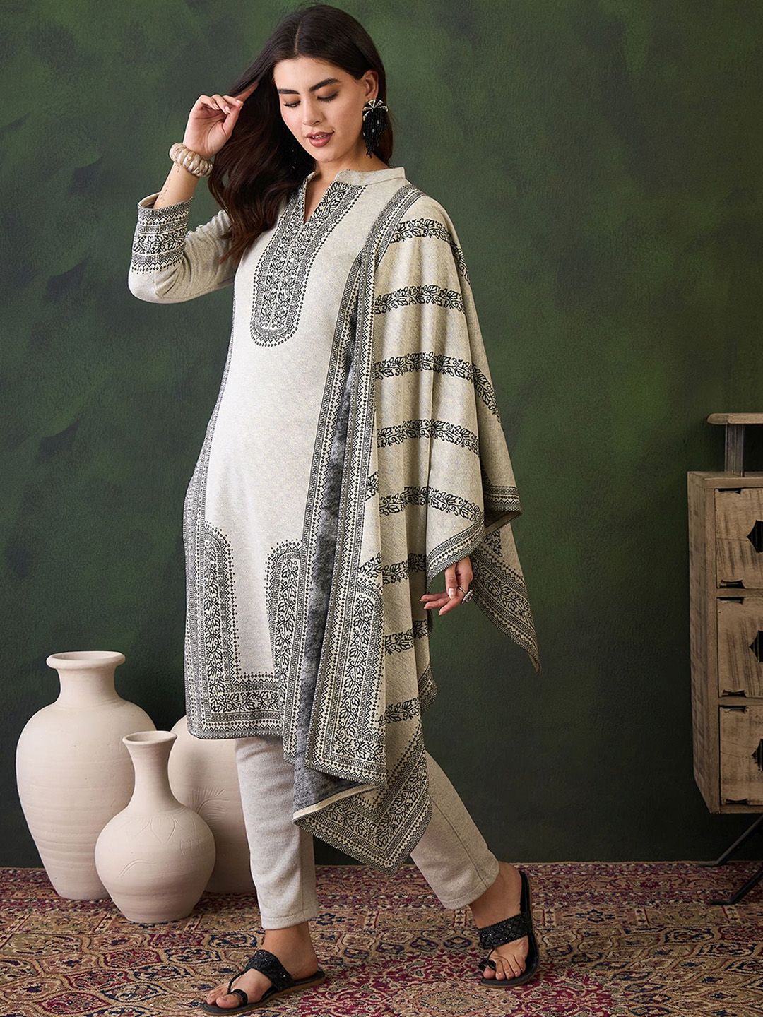 Sangria Self Design Straight Kurta & Trouser With Dupatta