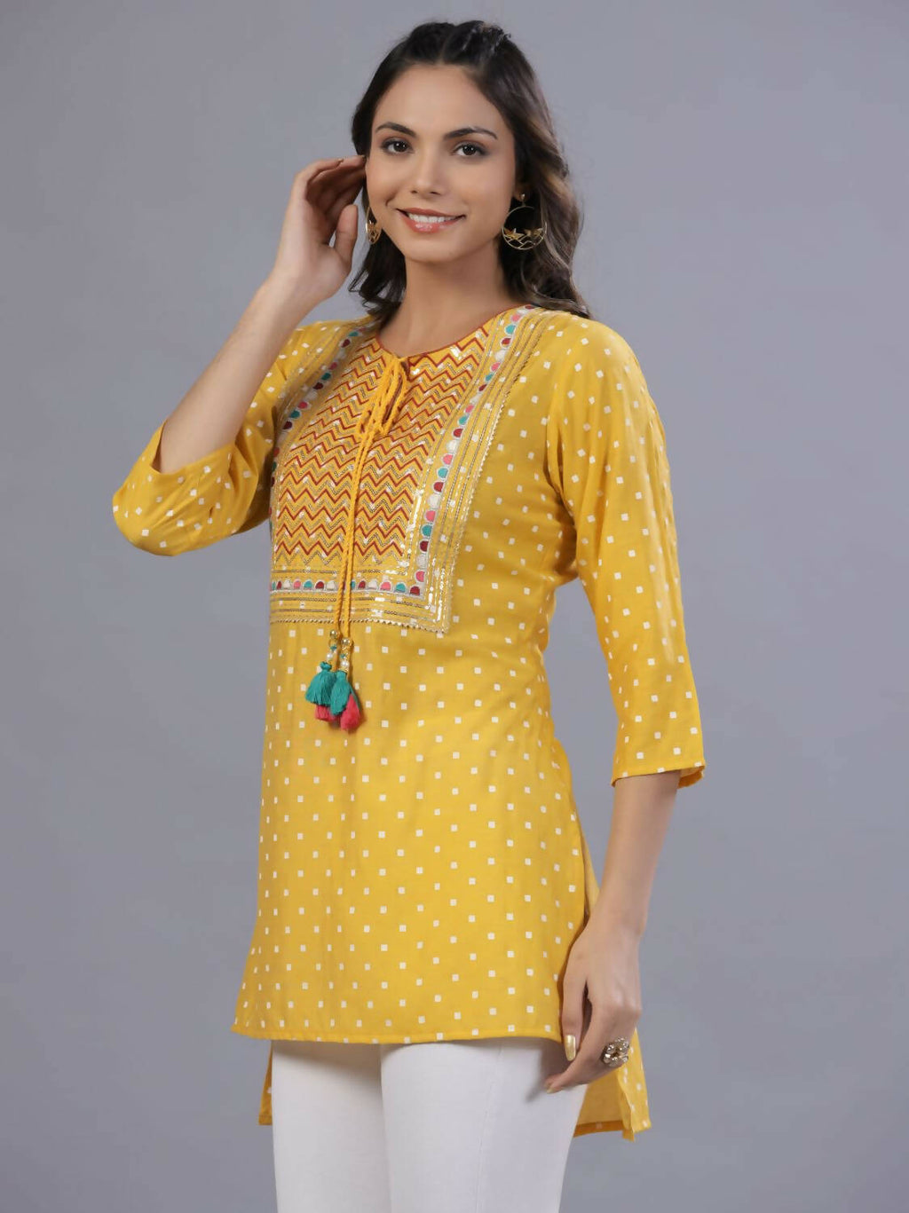 Juniper Women Yellow Muslin Printed High-Low Straight Tunic With Embroidered Yoke
