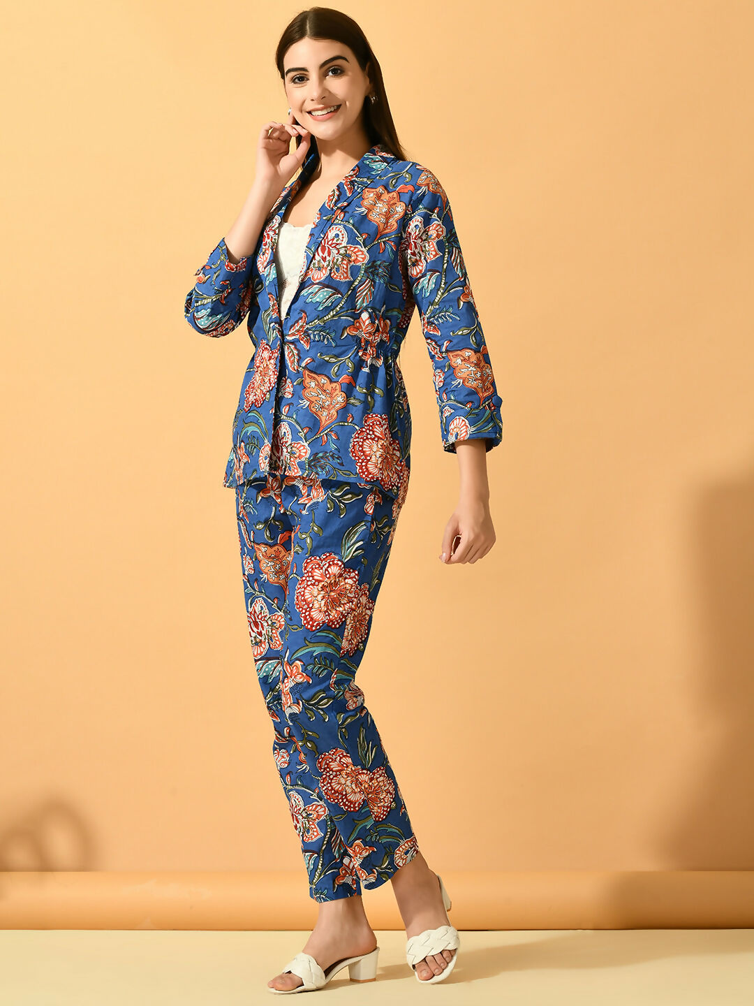Myshka Women's Blue Printed Coat With Trousers