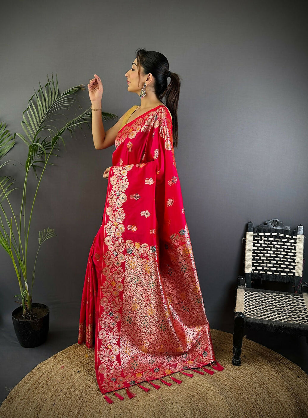 Joban Fashion Meenakari Pink Woven Soft Silk Saree - Distacart