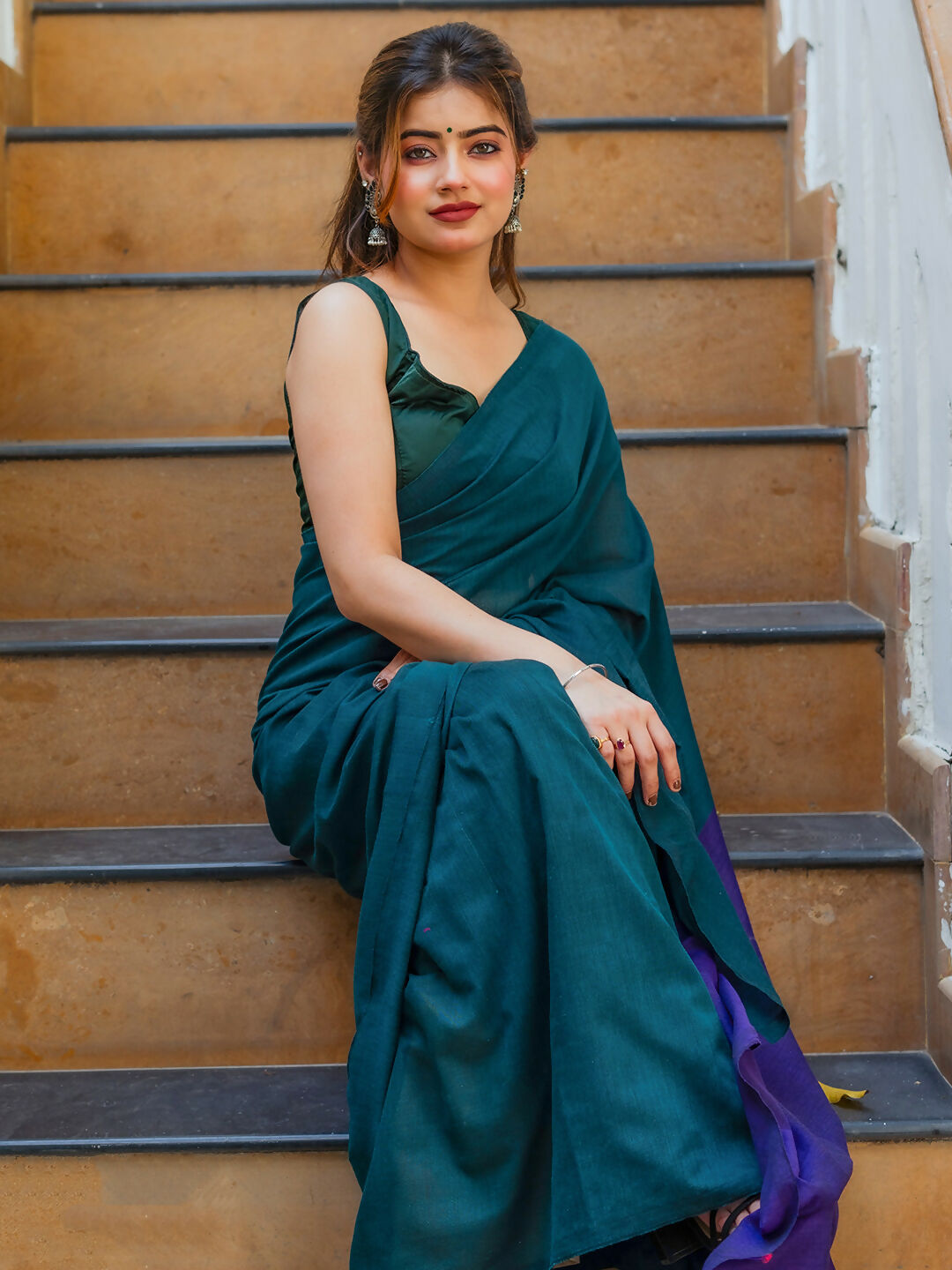 Zibaa Hand-Dyed Mul Cotton Peacock Green Saree with Tassels - Distacart