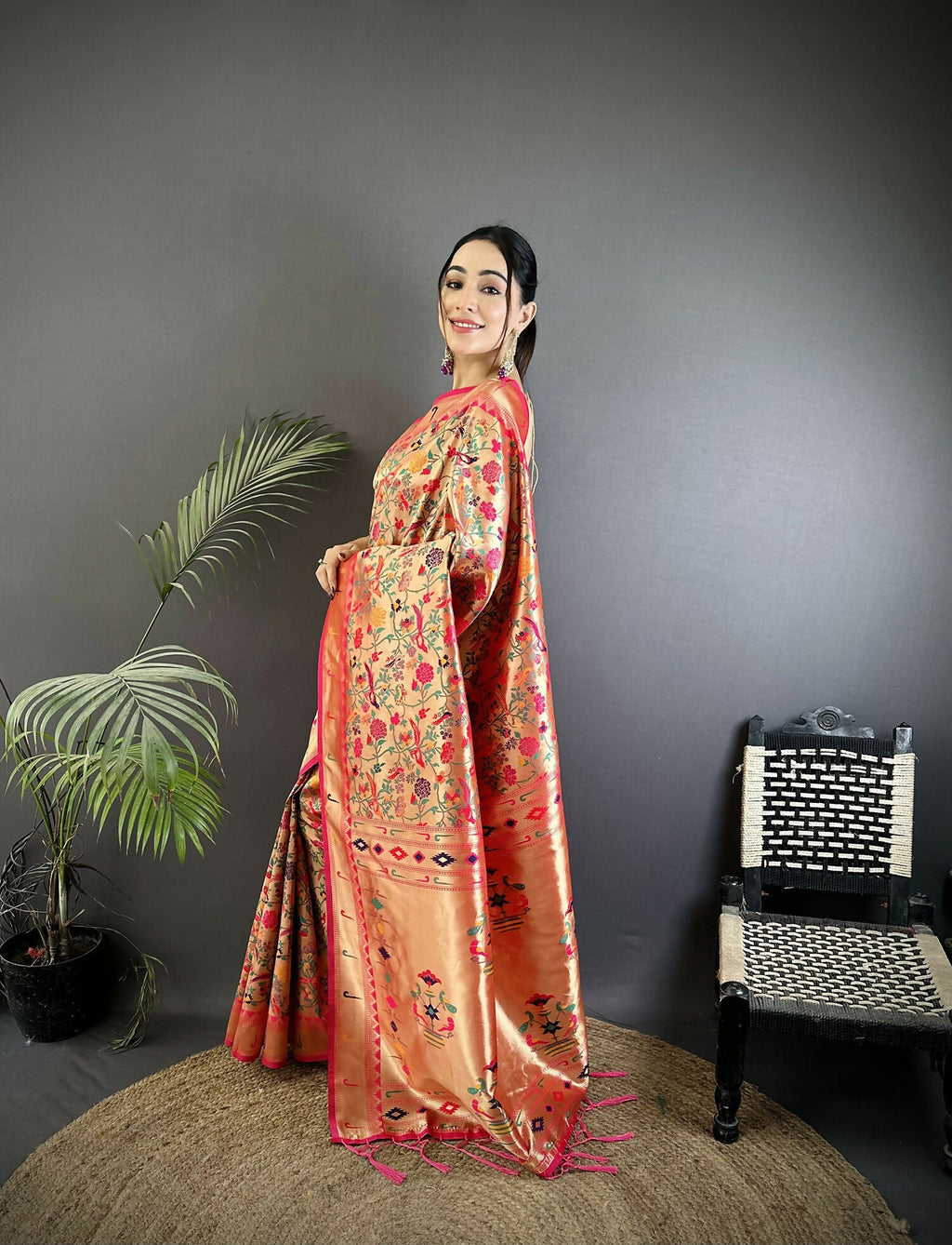 Joban Fashion Rani Pink Floral & Leaf Designs Soft Silk Paithani Saree - Distacart