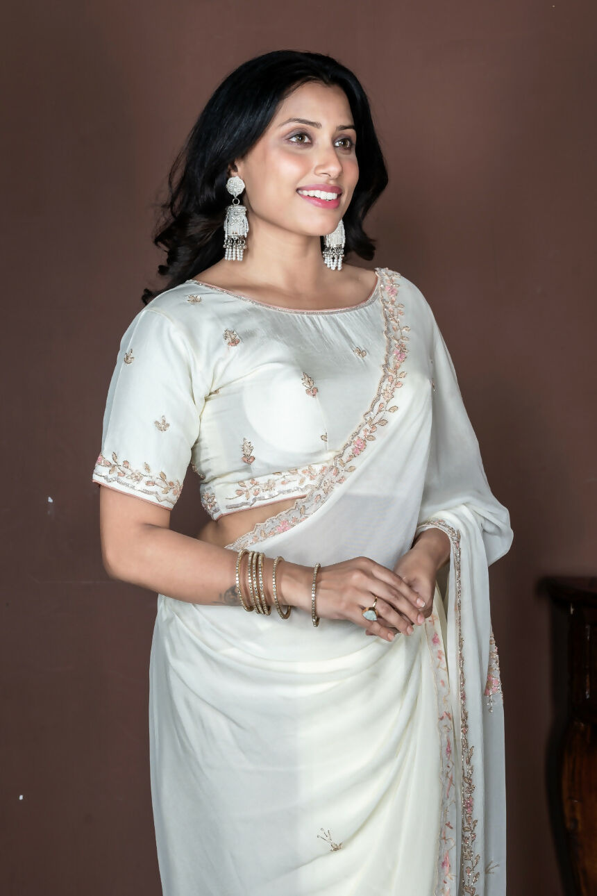 Morchari Off White Chiffon Hand Embroidery Saree And Stitched Blouse - Distacart