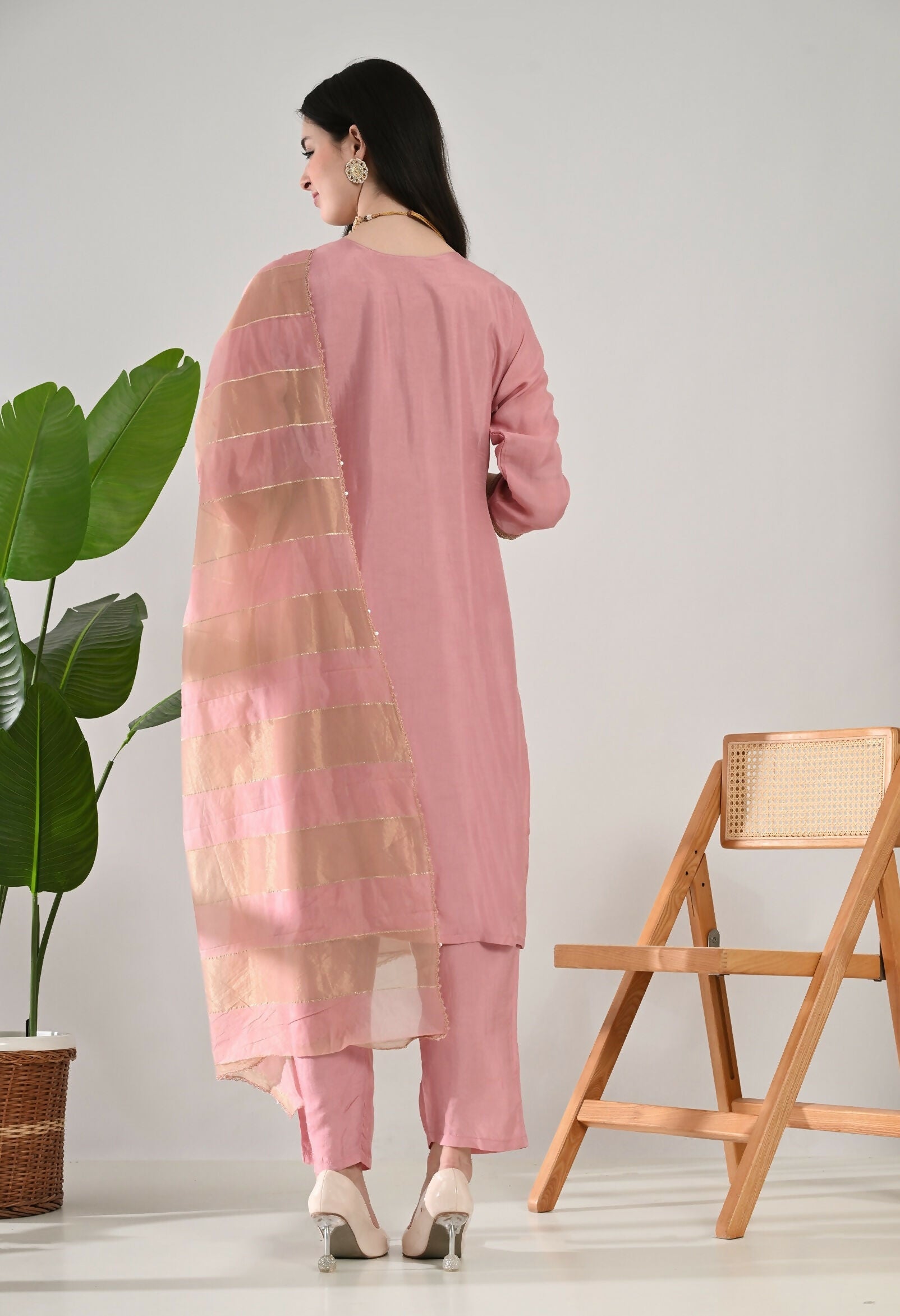Joban Fashion Onion Premium Pure Viscose Print Dola With Handwork Kurta Set