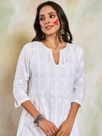 HOUSE OF KARI Women Notch Neck Floral Embroidered Chikankari Shadow Work Cotton Kurta