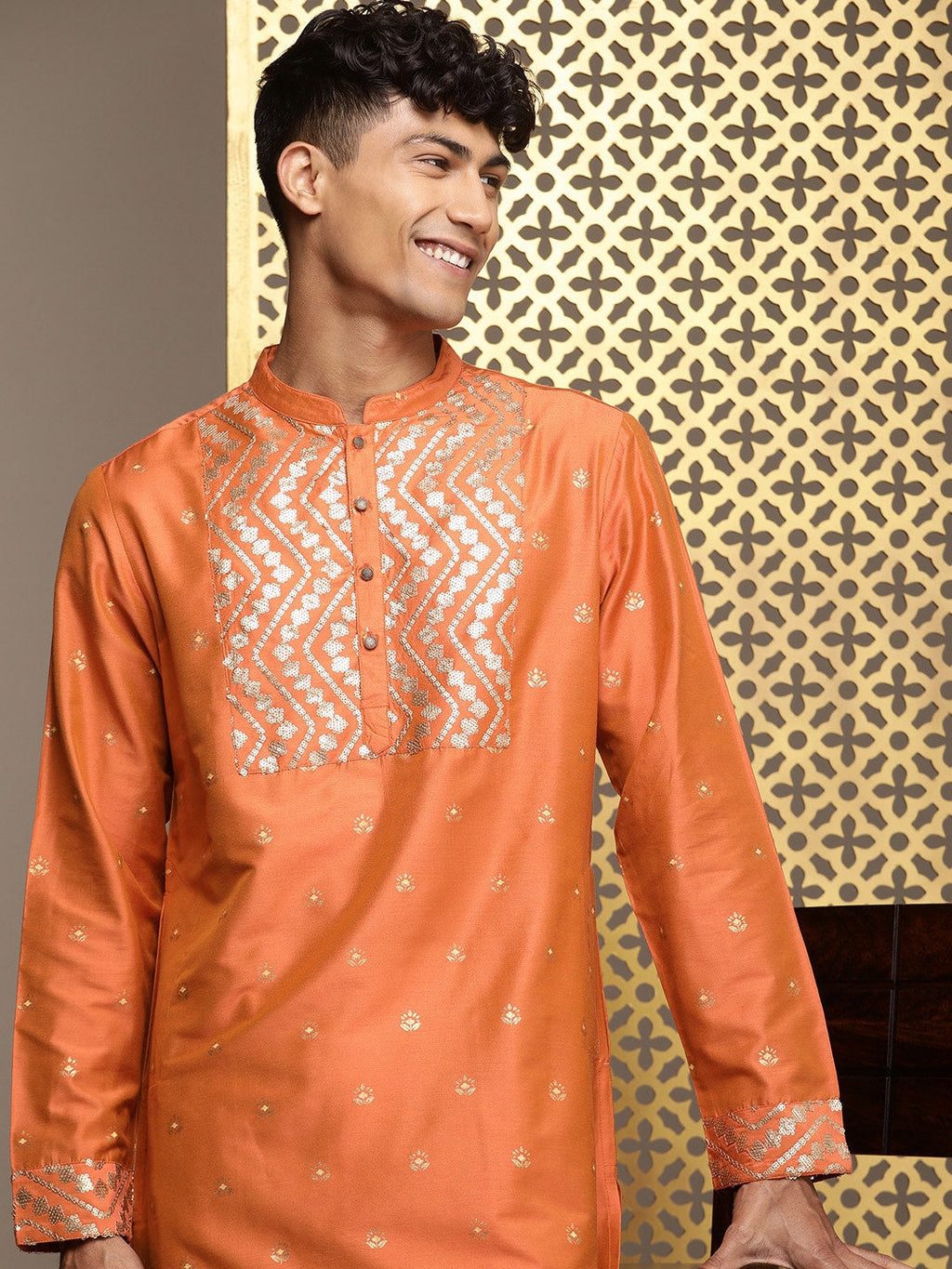 House of Pataudi Jashn Ethnic Motifs Yoke Design Sequinned Kurta