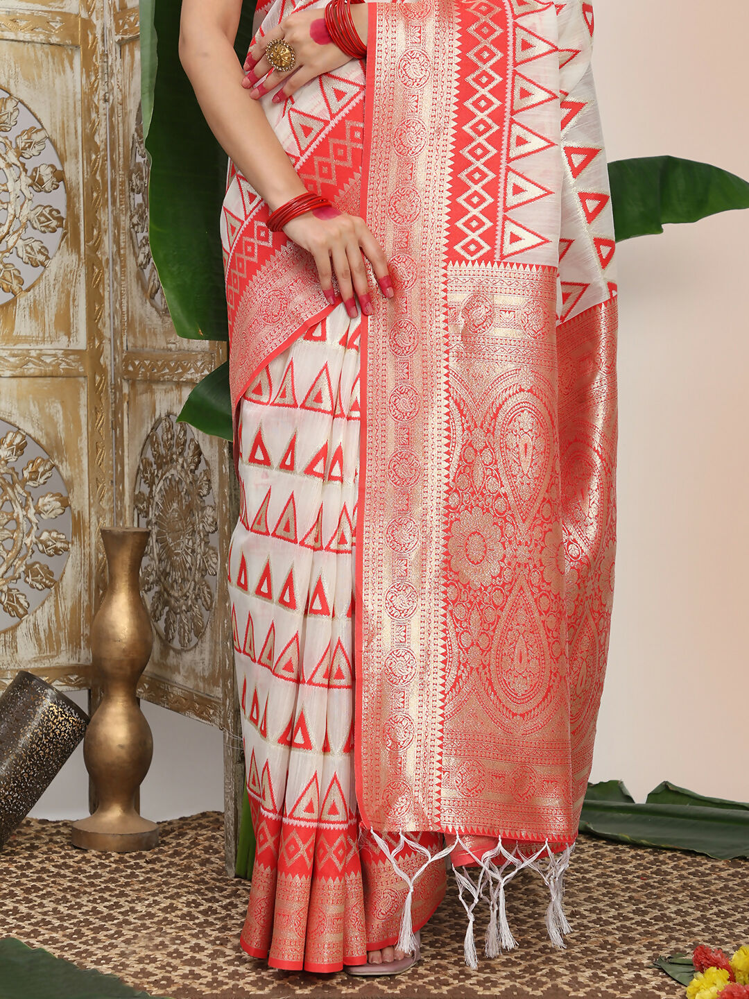Shree Shyam Fashion Linen Cotton Red & White Saree - Distacart