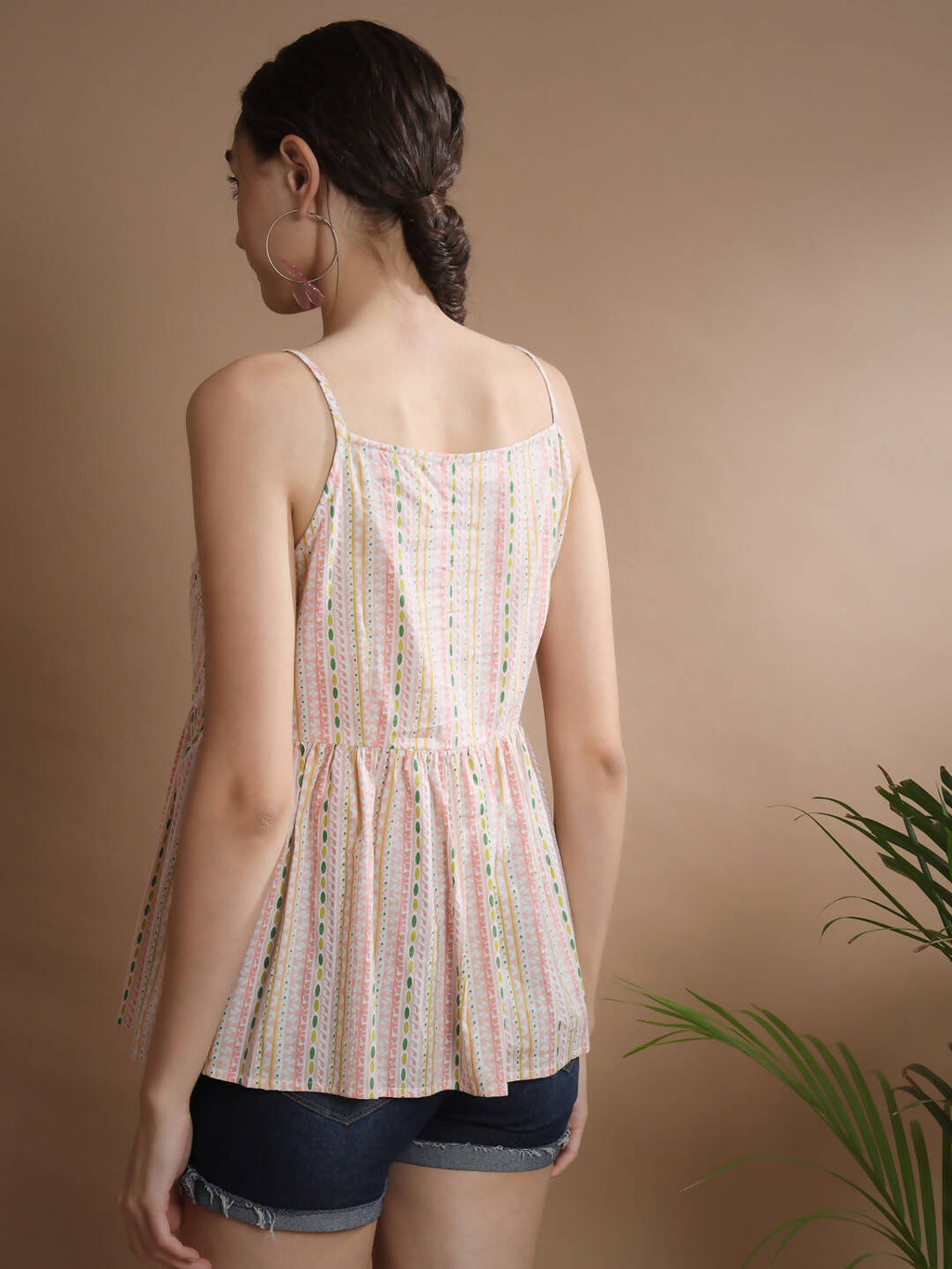 Myshka Women's Multi Printed Sweetheart Neck Top