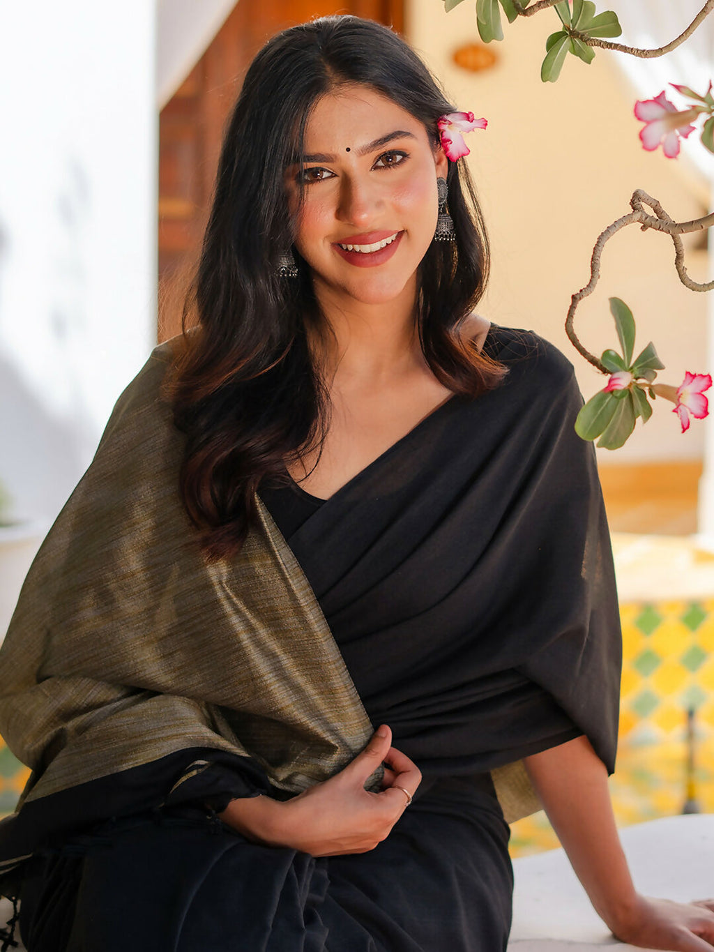 Zibaa Black & Gold Mul Cotton Saree - Distacart