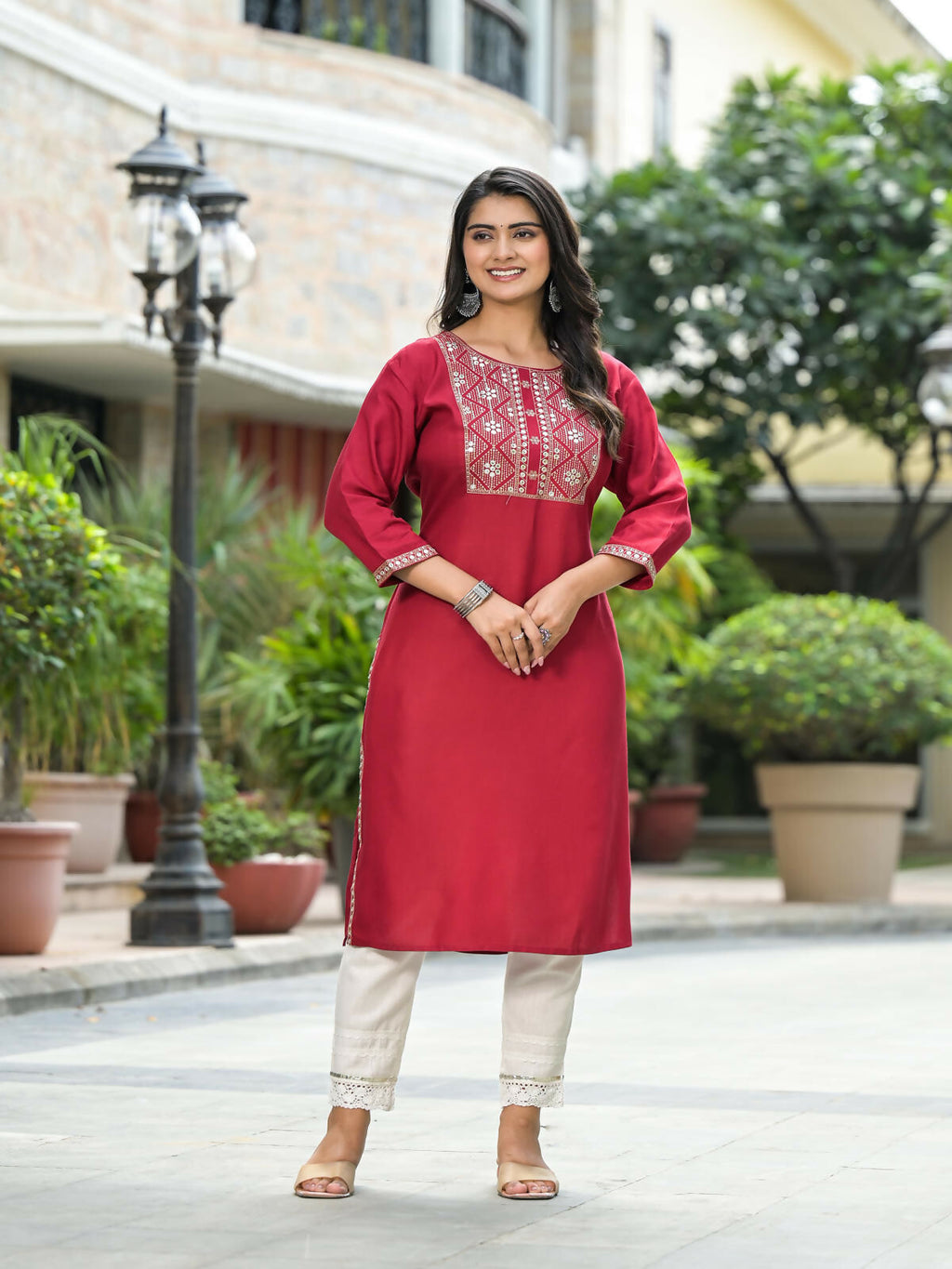 Juniper Women's Maroon Solid Rayon Kurti With Mirror Work & Sequins