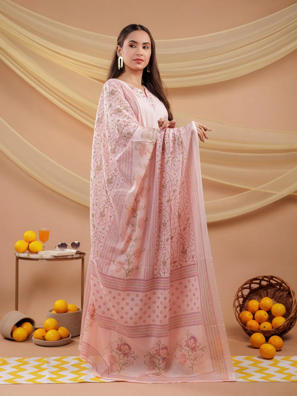 Yufta Cotton Pink Sleeveless Kurta Dupatta Set