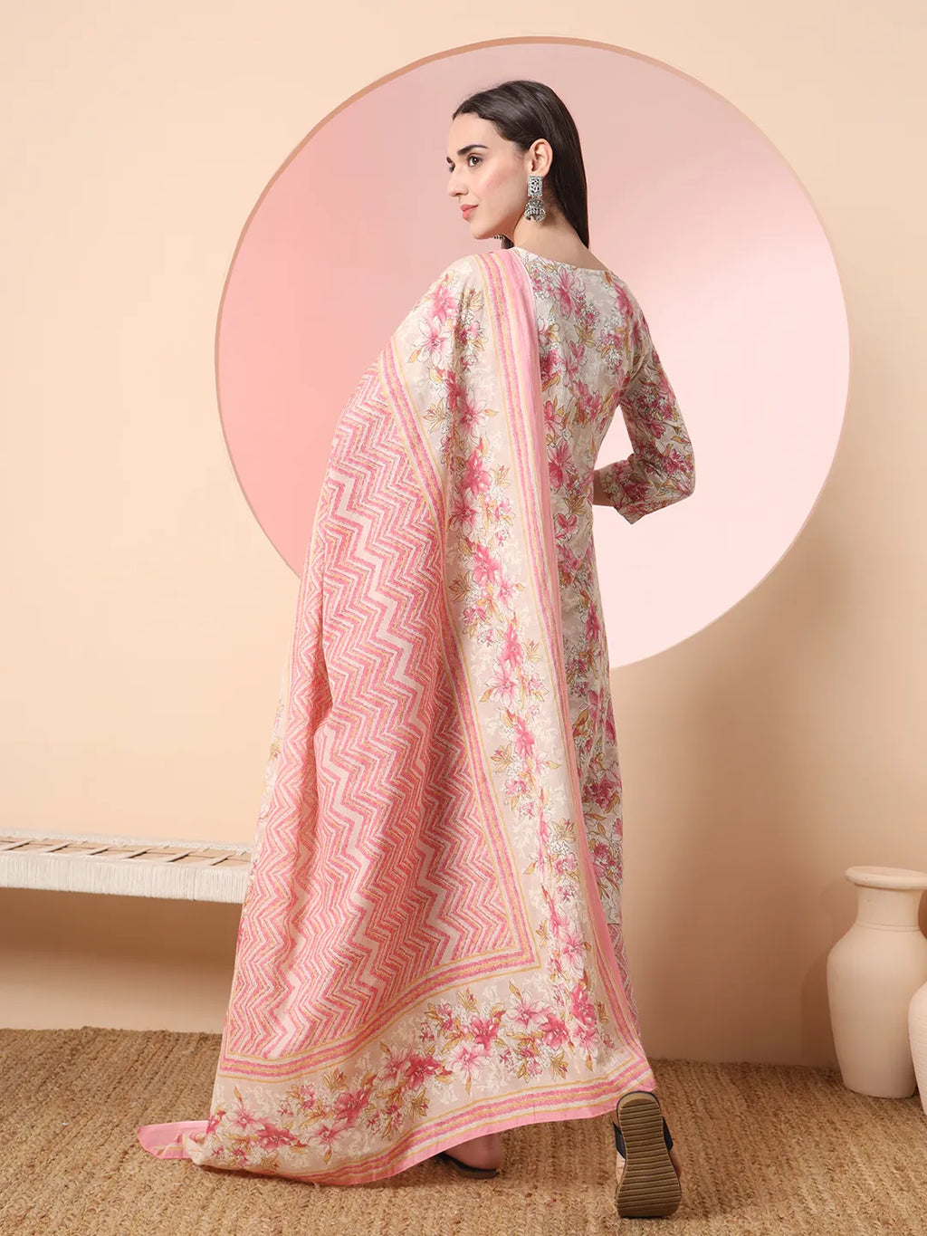 Yufta Cream And Peach Pure Cotton Yuck Design Kurta Dupatta Set With Pants - Distacart