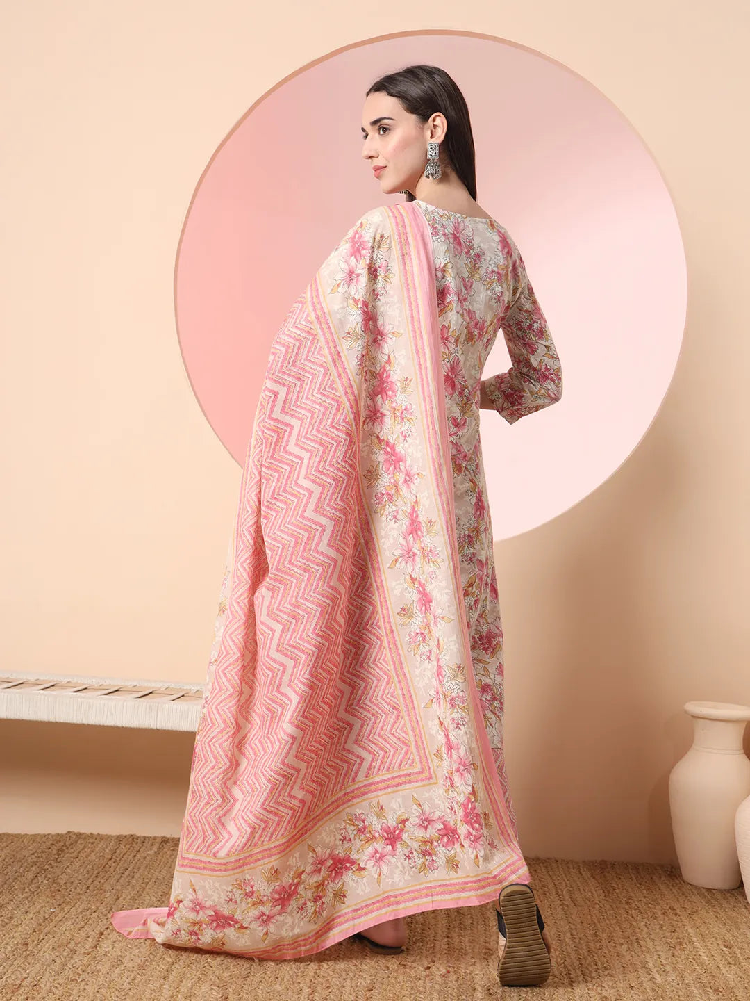 Yufta Cream And Peach Pure Cotton Yuck Design Kurta Dupatta Set With Pants - Distacart