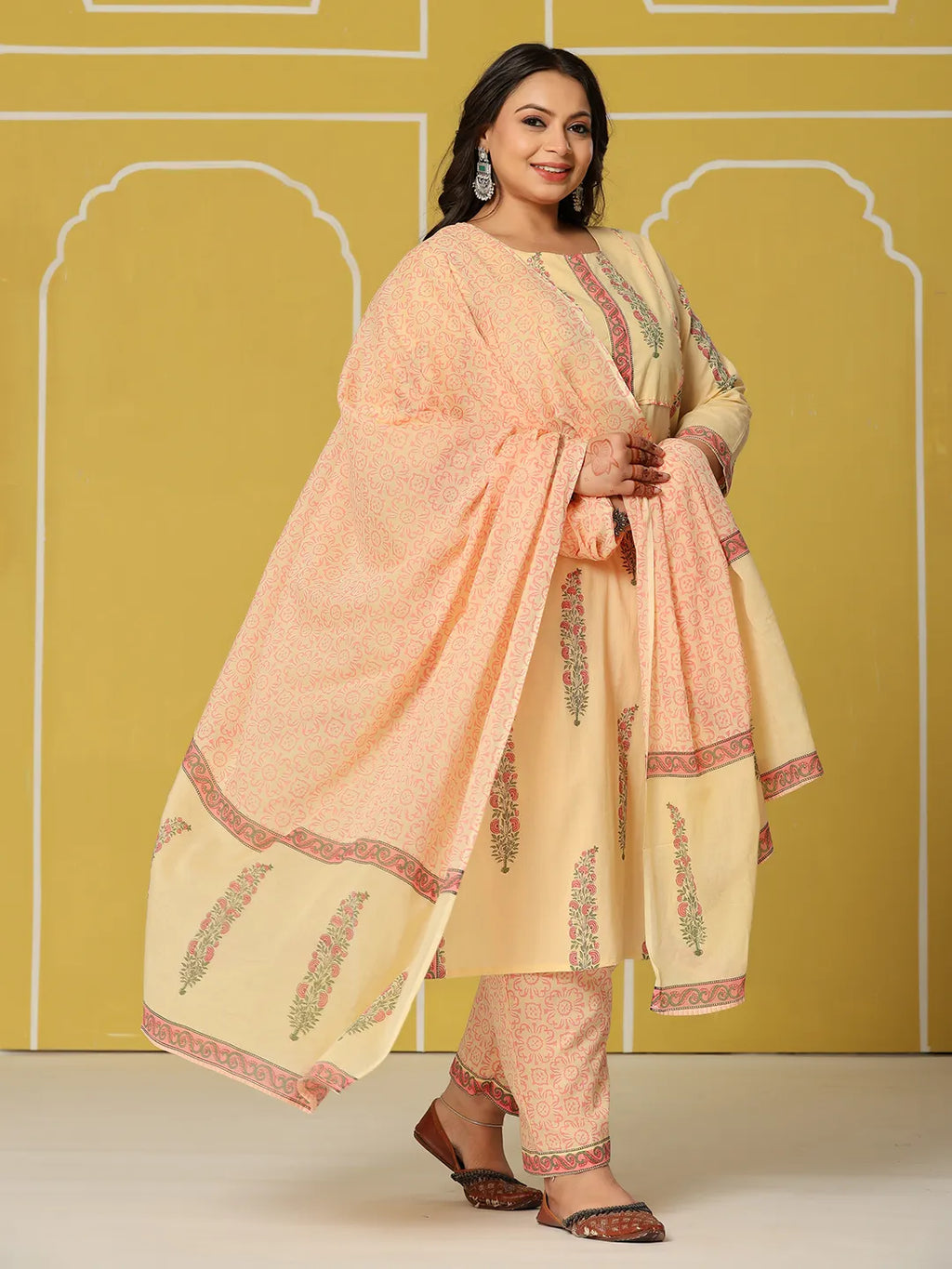 Yufta Cream Cotton Straight Plus Size Kurta Set - Distacart