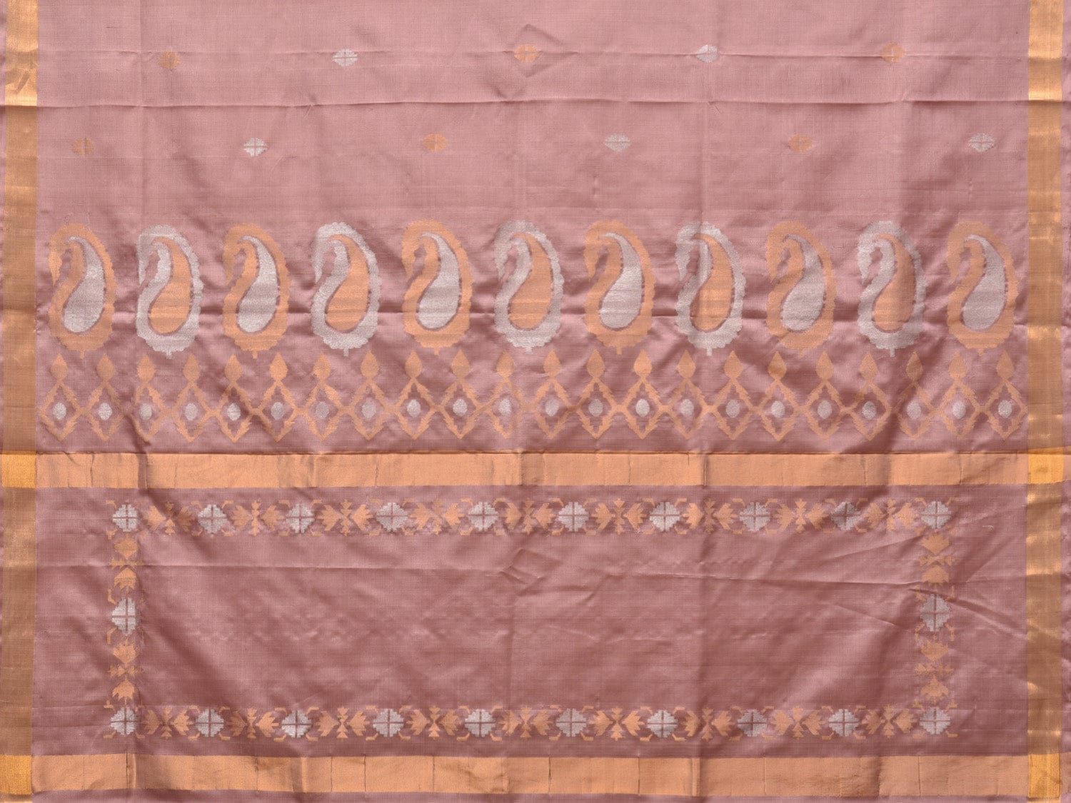 Cream Uppada Silk Handloom Saree with Mango Pallu Design - Global Threads