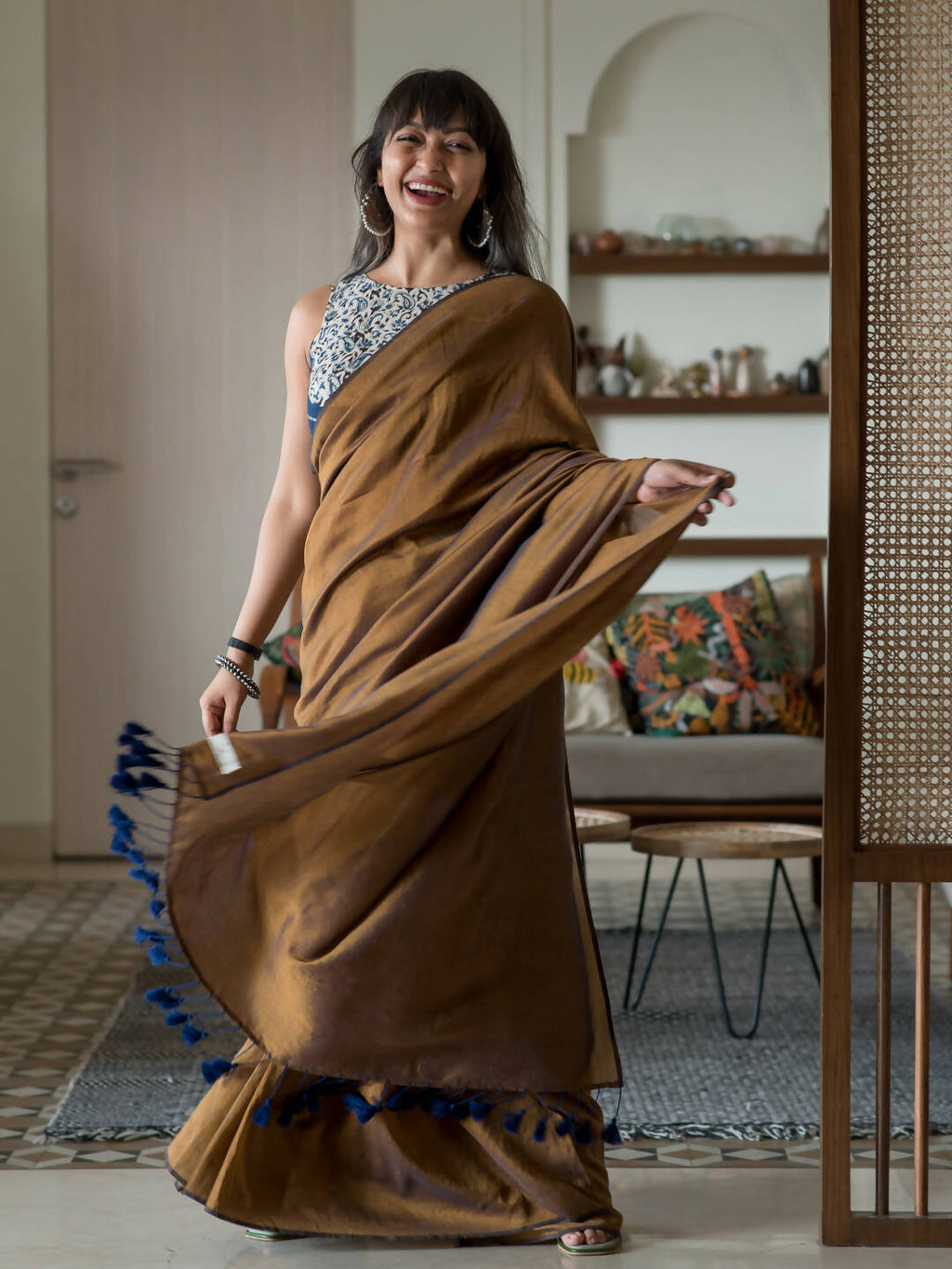 Suta Brown Solid Cotton Blend Saree - Distacart