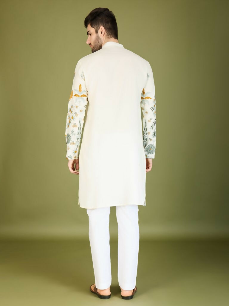 Vastranavya Exclusive Wedding Wear Viscose Rayon Thread Embroidered Work Kurta