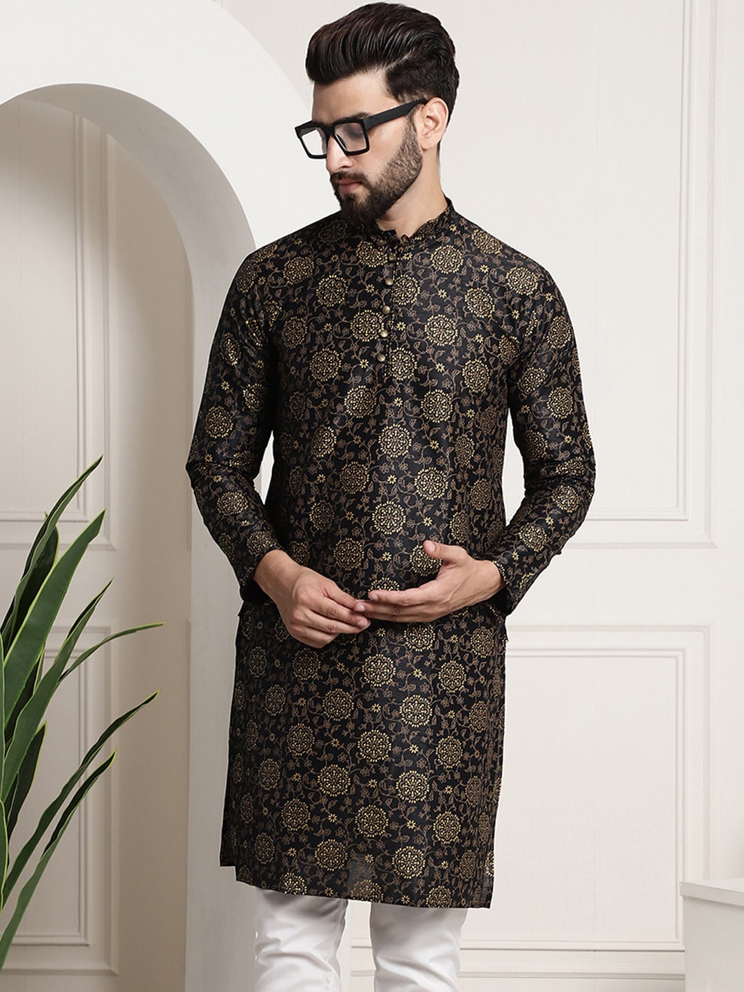 Sojanya Men Black & Brown Ethnic Motifs Printed Kurta