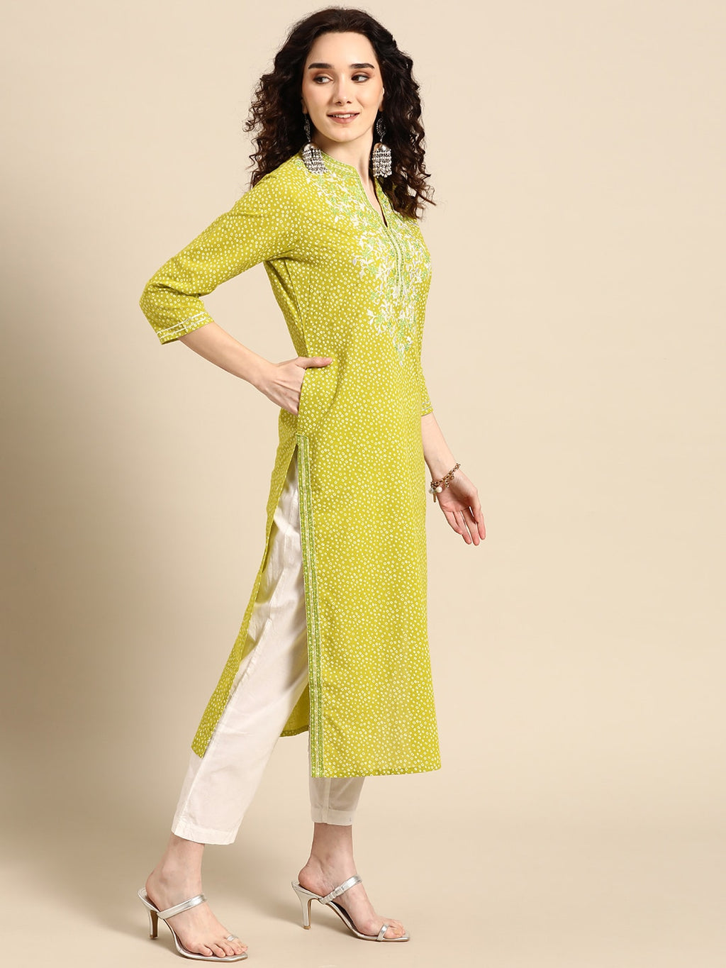 Sangria Women Lime Green Floral Embroidered Thread Work Pastels Kurta
