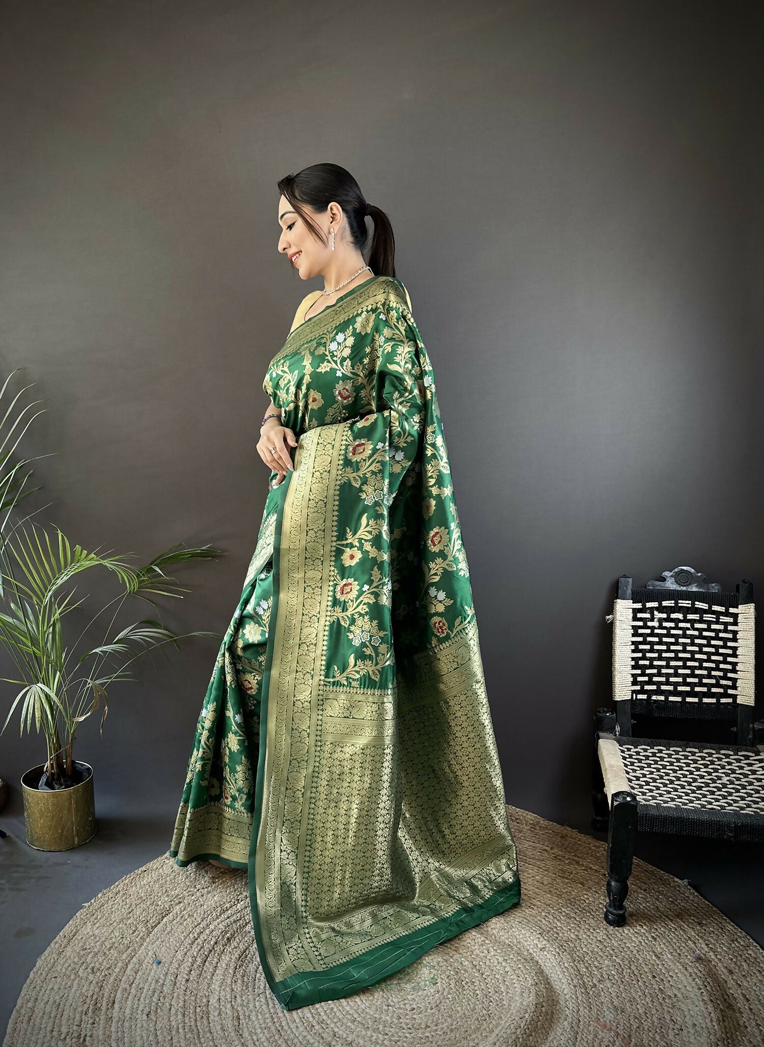 Joban Fashion Green Floral & Ethnic Motifs Design Soft Silk Meenakari Banarasi Saree - Distacart