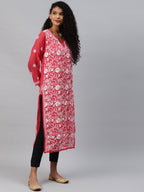 ADA Women Carrot Pink & White Floral Hand Embroidered Chikankari Handloom Kurta & Matching slip