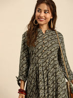 Sangria Women Ethnic Motifs Printed Mandarin Collar Anarkali Kurta