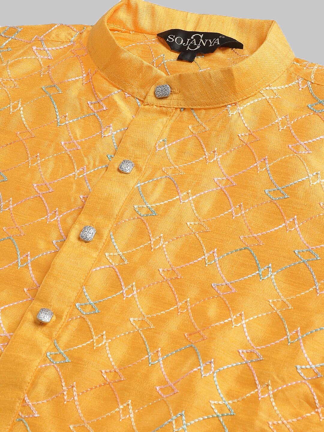 Sojanya Geometric Embroidered Thread Work Cotton Silk Kurta
