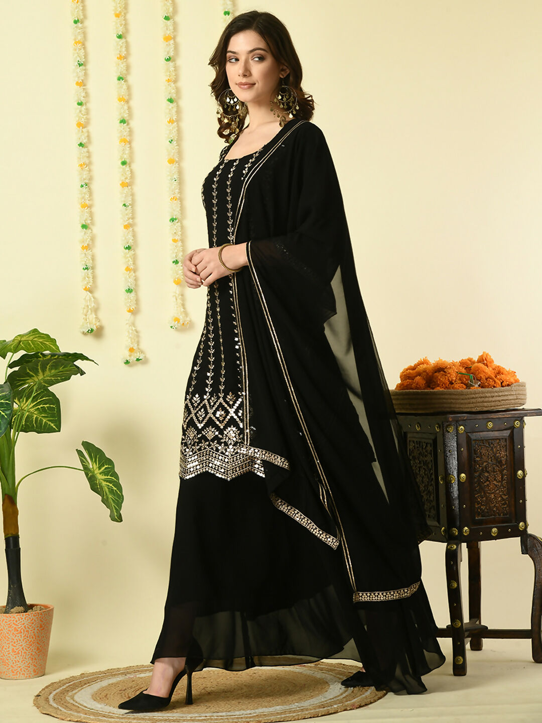 Myshka Women's Black Georgette Kurta & Skirt With Dupatta Party Sets