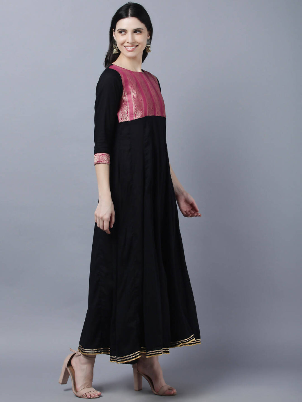 Myshka Women Black Peach-Coloured Colourblocked Cotton Anarkali Kurta - Distacart