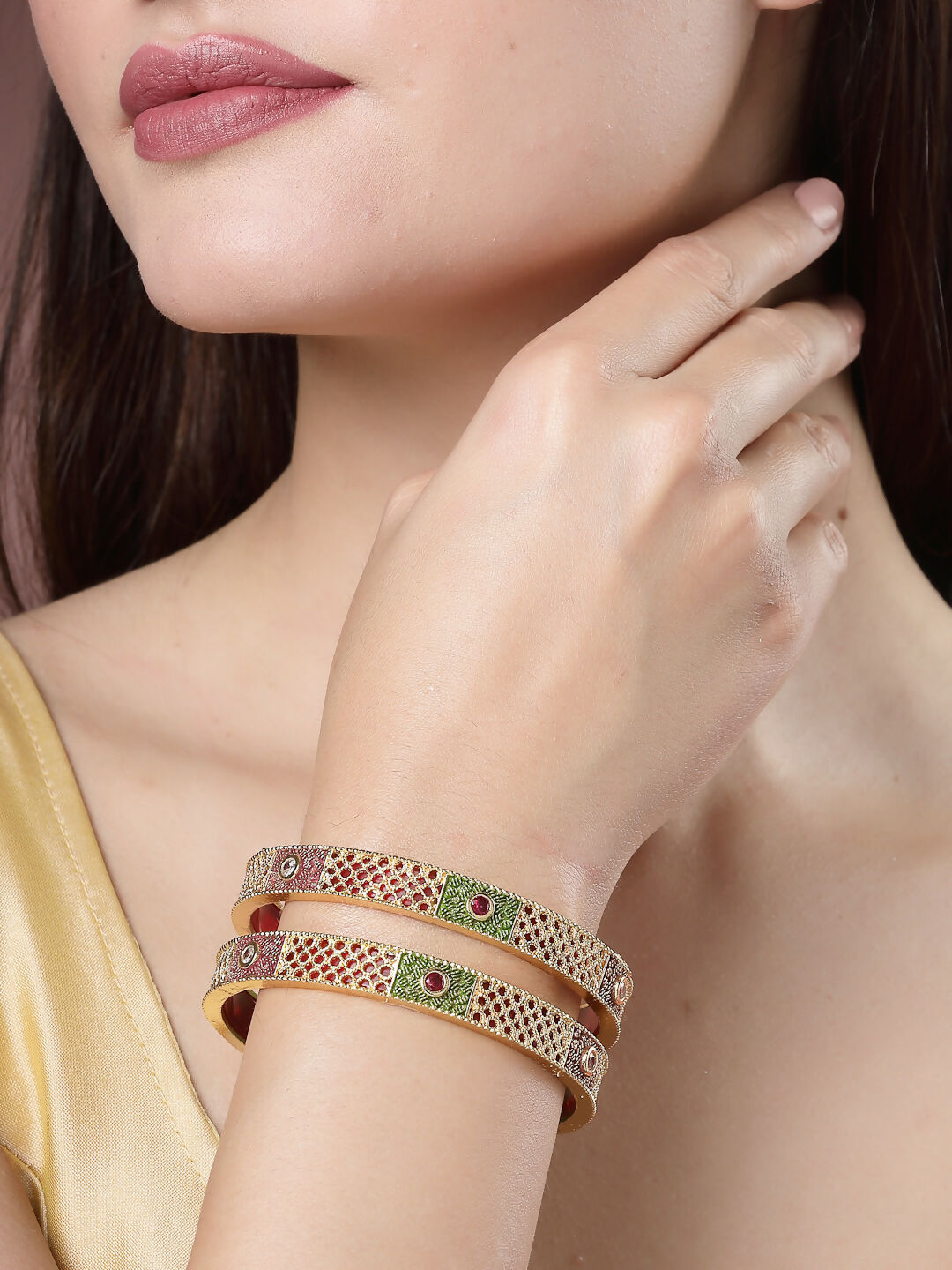 NVR Women's Set Of 2 Gold-Plated Red Kundan Traditional Bangles - Distacart