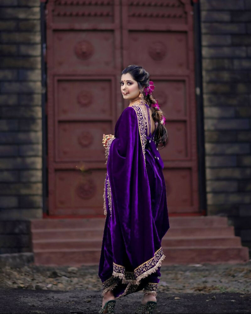 Joban Fashion Blue 9000 Velvet Party Wear Sarees - Distacart