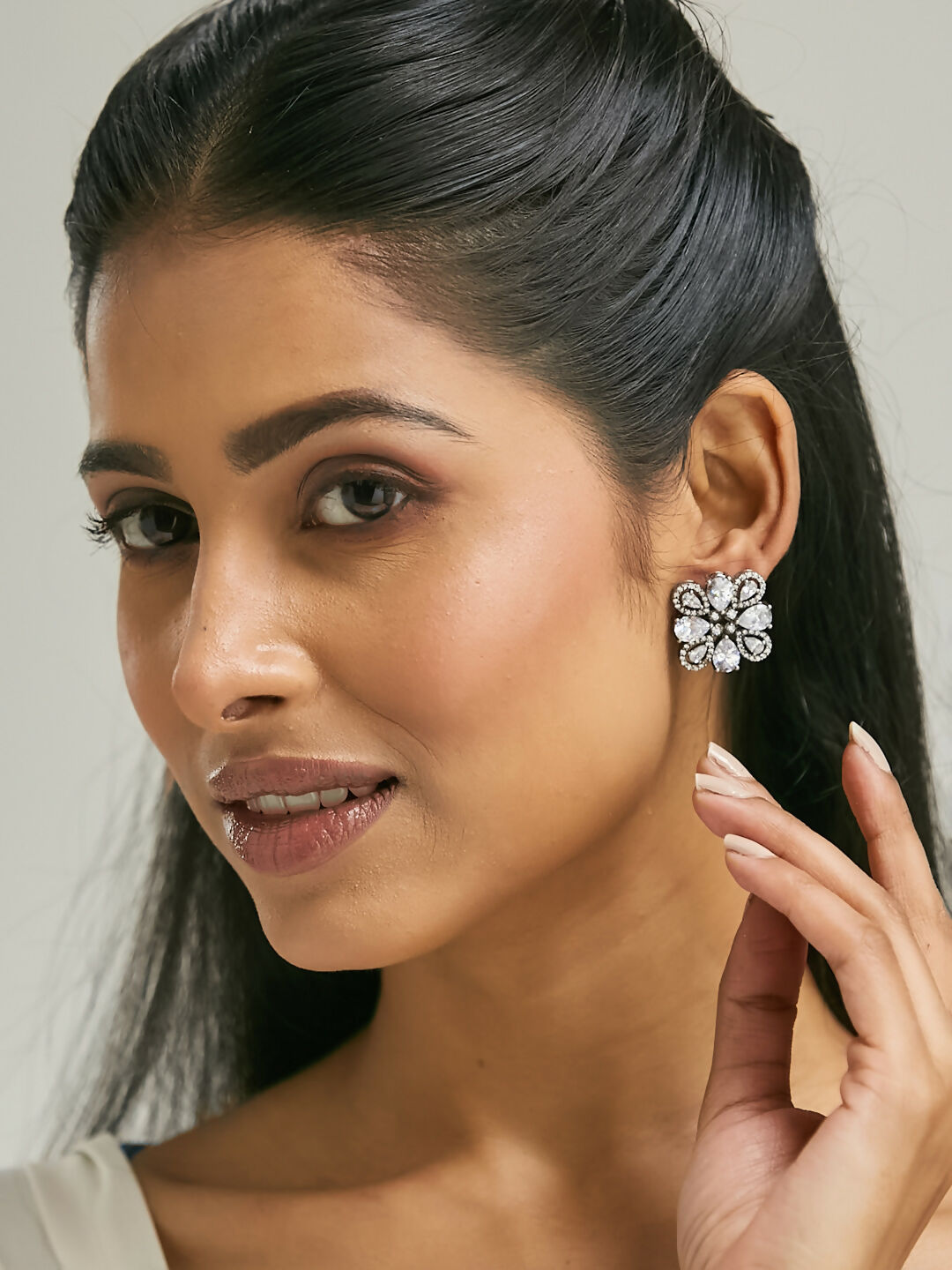 Nuyug 22K Gold-Plated Crystal & Zircon Stone Studded Floral Studs - Distacart
