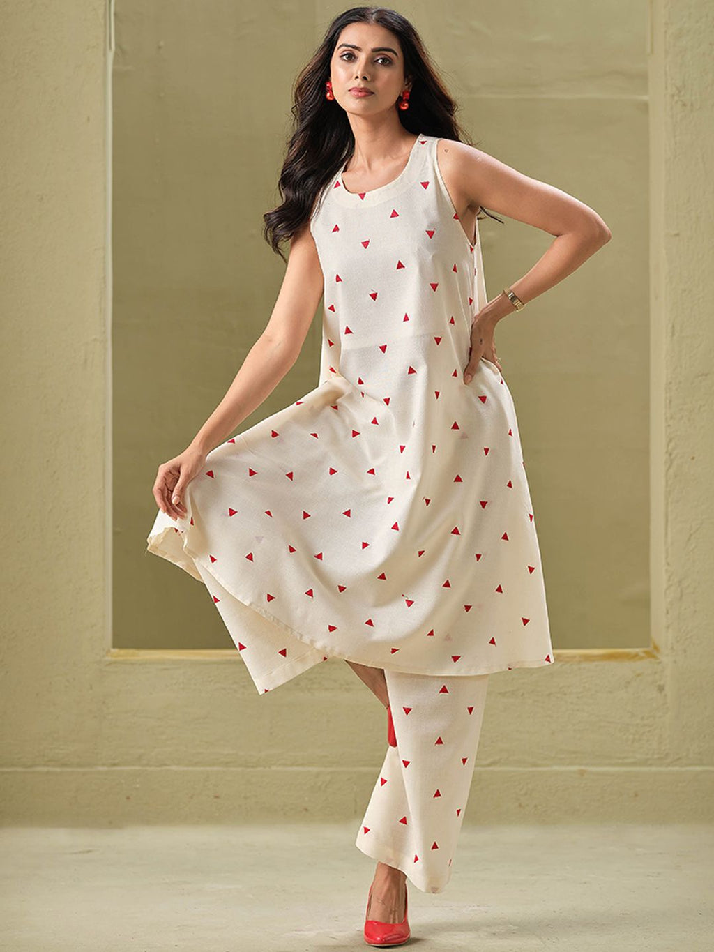 Sangria Off White Geometric Printed Round Neck A-Line Pure Cotton Kurta With Palazzos