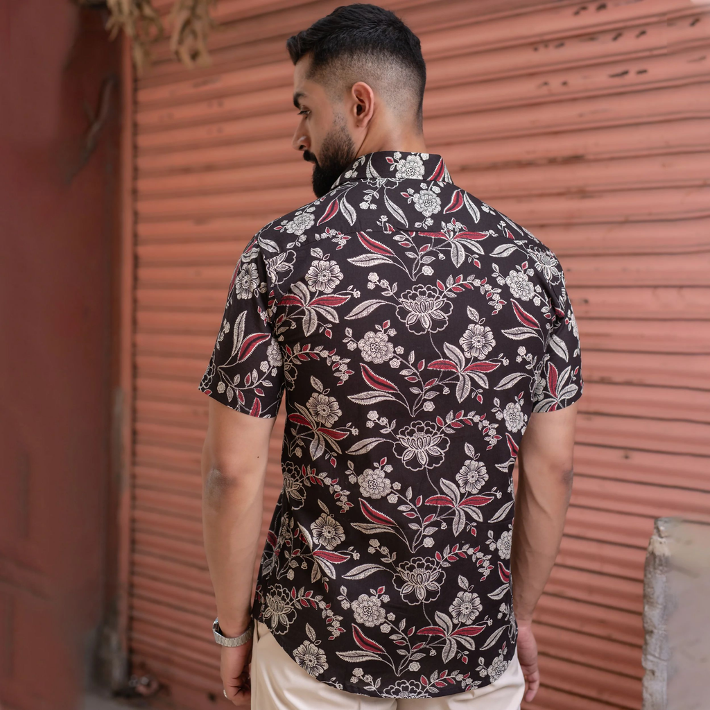 Miravan Men's Multi Colour Floral Printed Half Sleeve Slim Fit shirt