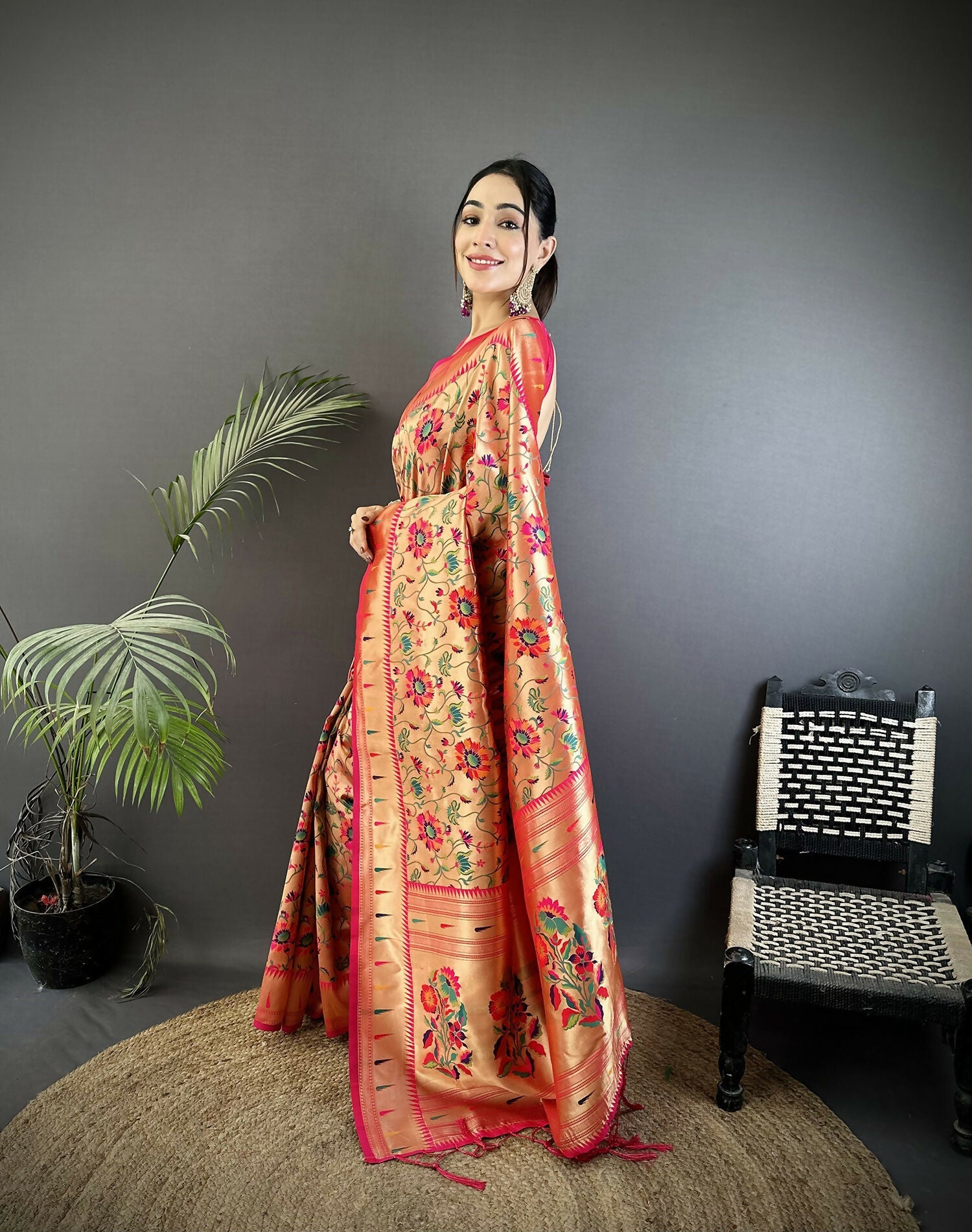 Joban Fashion Rani Pink Floral Vine Pattern Soft Silk Paithani Saree - Distacart