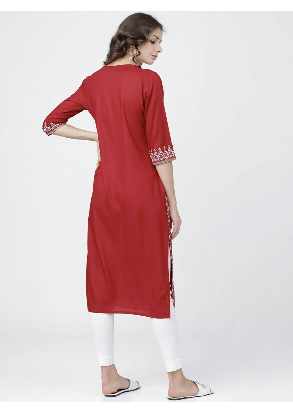 Cheera Embellished Daily Wear Cotton Blend Kurta - Red & White