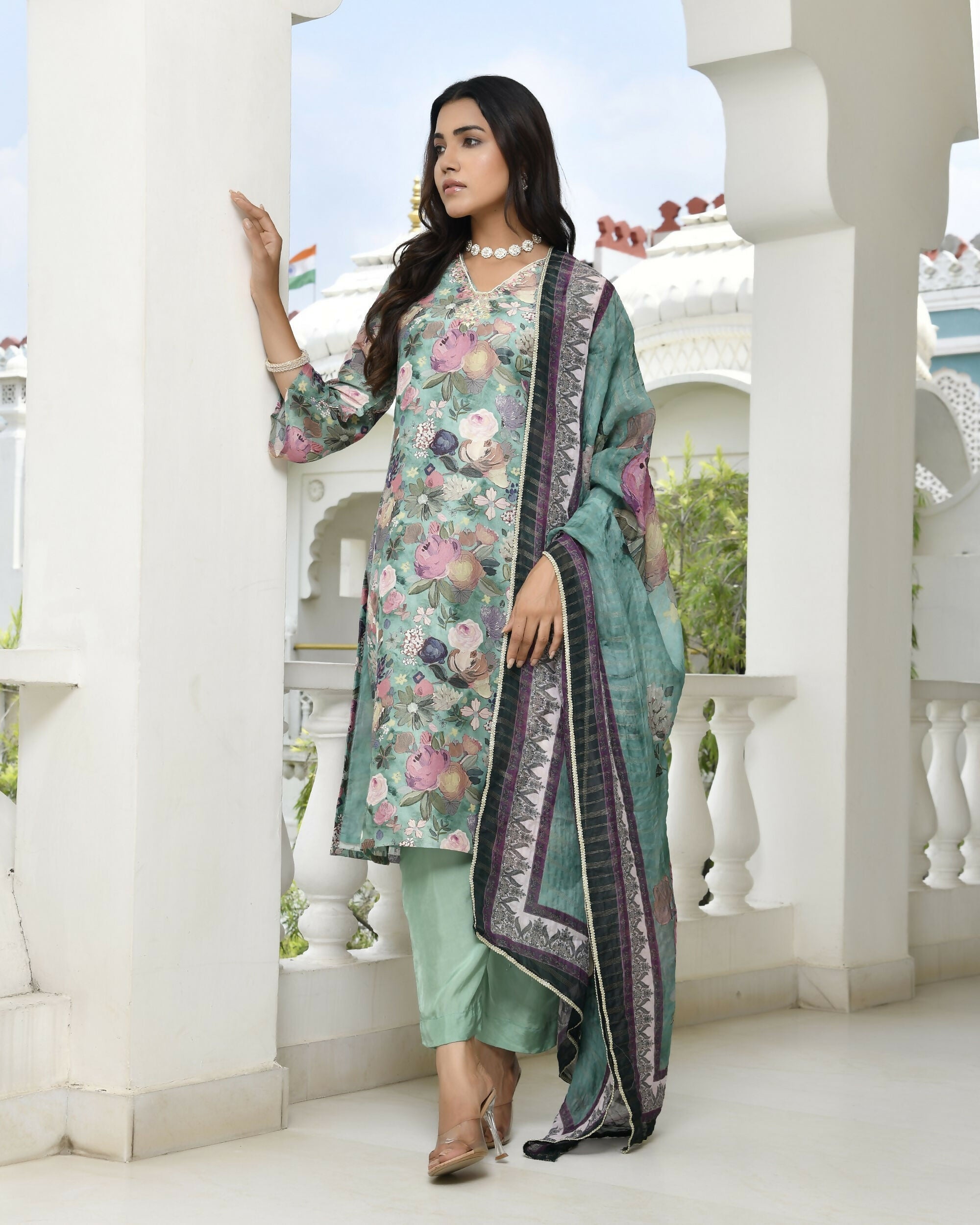 Vaasva Women's Green Tissue Gota Embroidered Suit Set With Solid Pant And Embroidered Dupatta