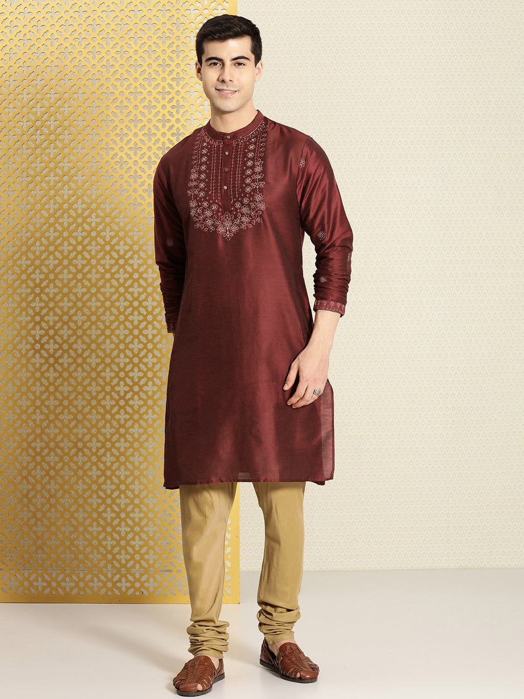 House of Pataudi Men Maroon Floral Yoke Design Jashn Kurta