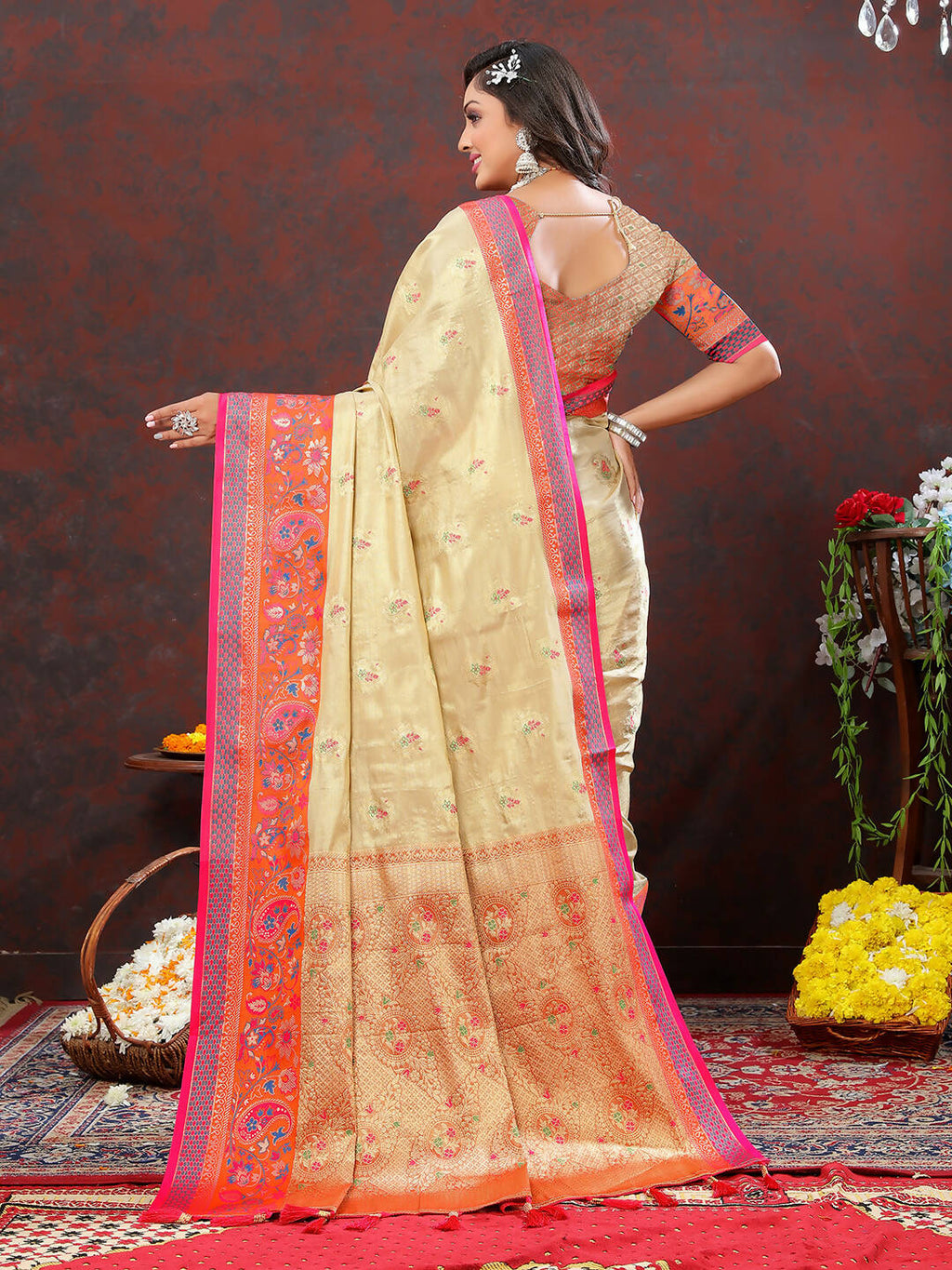 Lorenvalley Fashion Cream Kanjivaram Silk Woven Design with Zari Weaving Saree