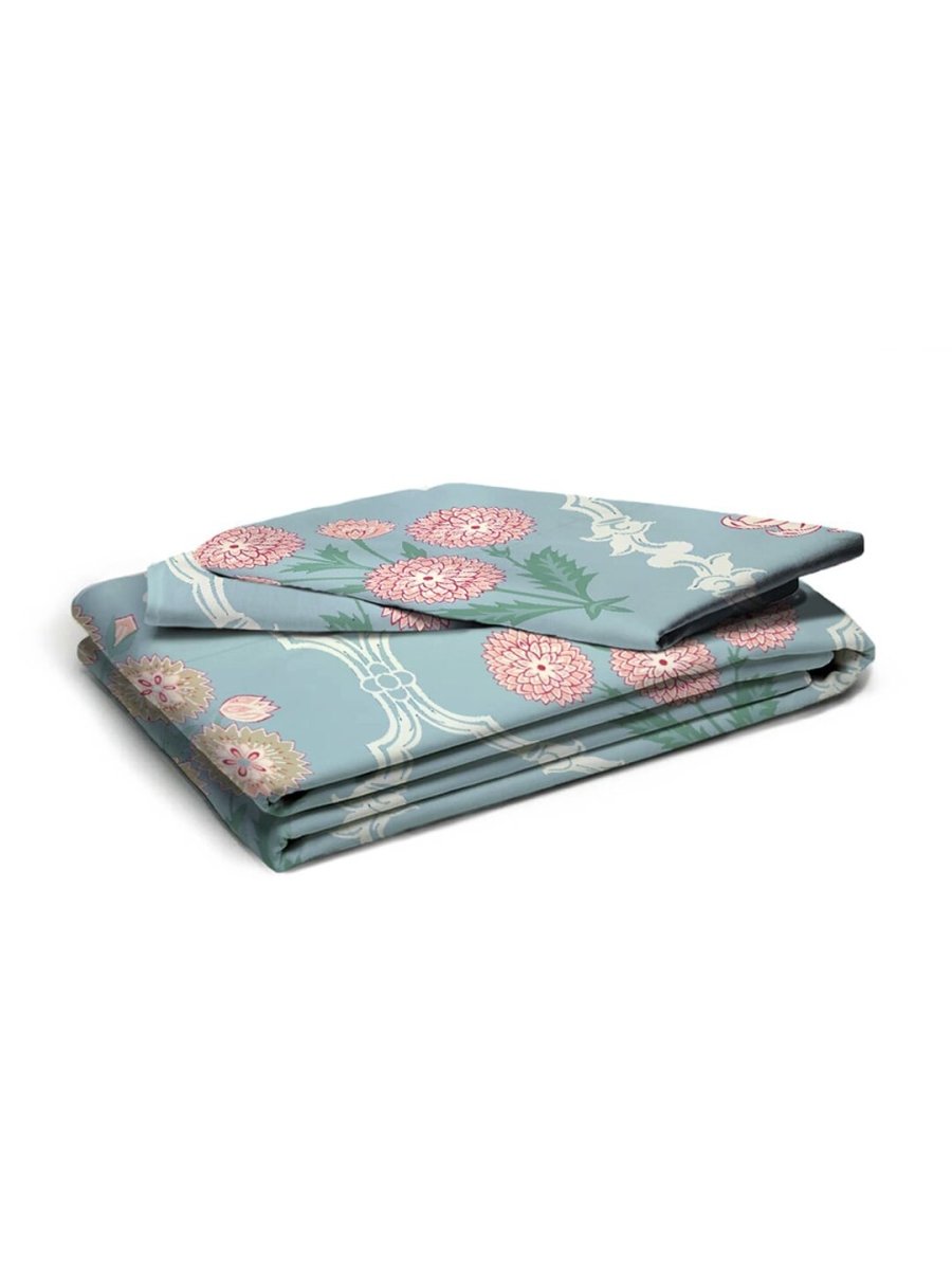 AEROHAVEN Premium Blue & Pink Ethnic Motifs Cotton 300 TC King Bedsheet & 2 Pillow Covers