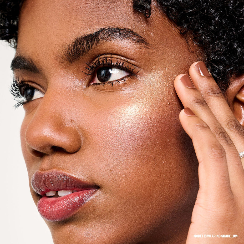 Benefit Cosmetics Glow-La-La Velvet Gleam Highlighter - Lumi