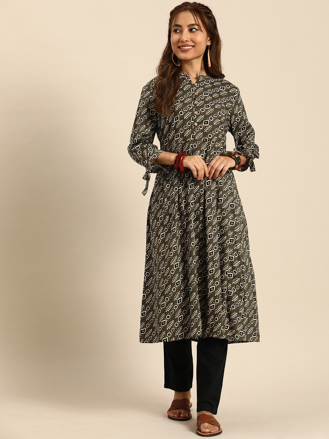 Sangria Women Ethnic Motifs Printed Mandarin Collar Anarkali Kurta