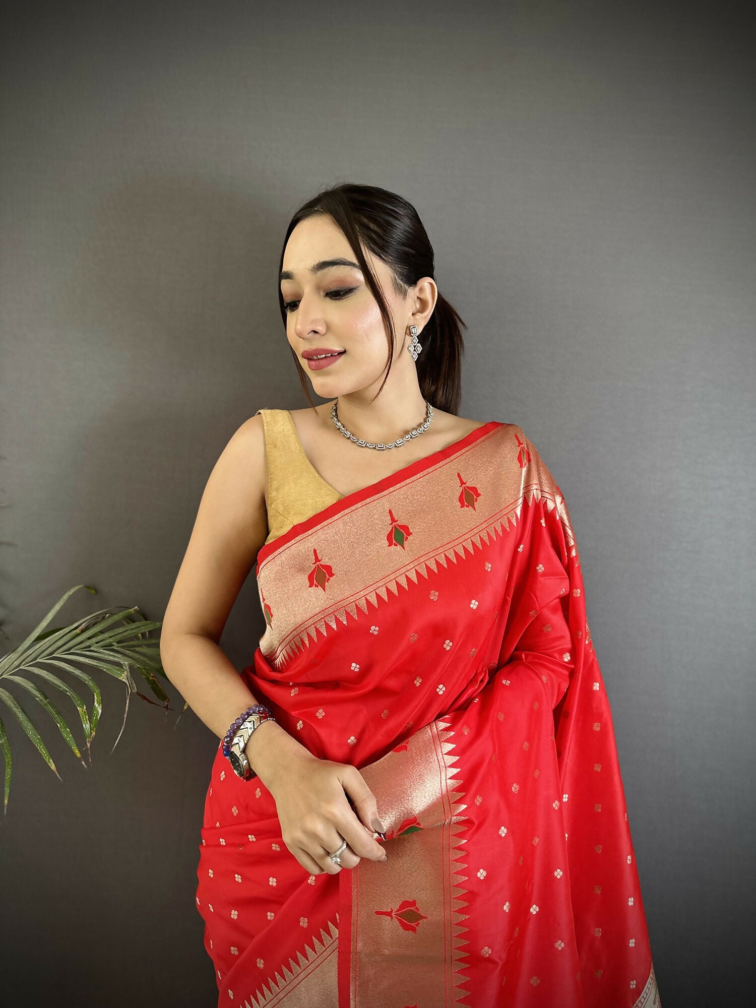 Joban Fashion Red Peacock & Floral Motifs Soft Lichi Silk Kanchipuram Saree - Distacart