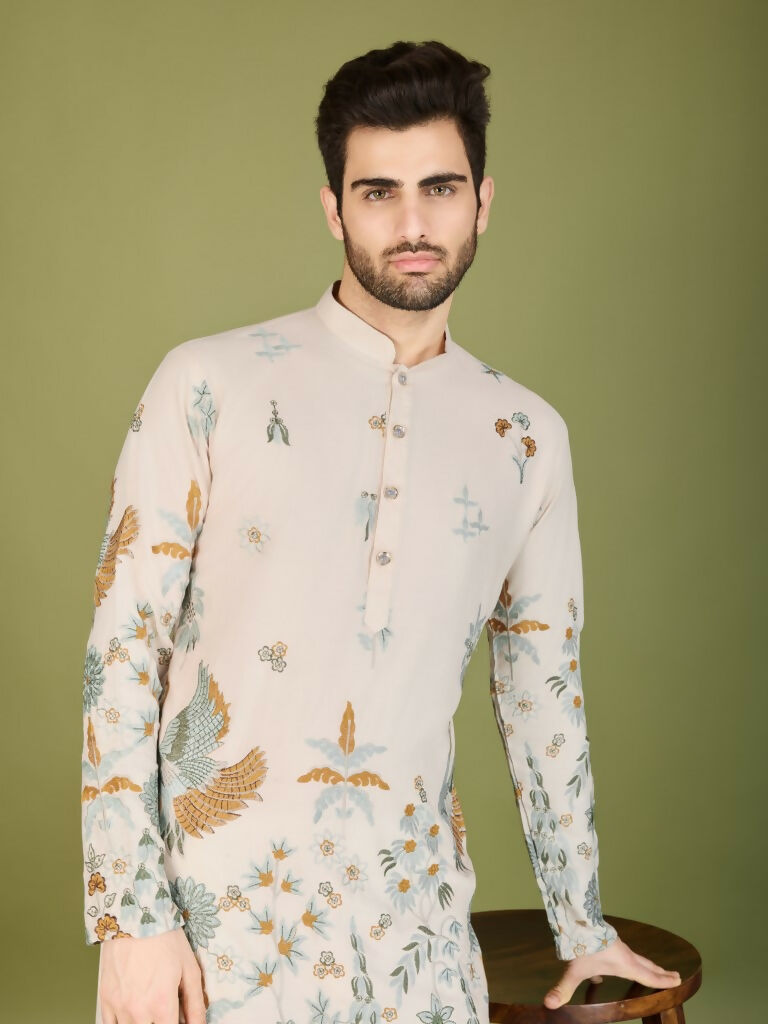 Vastranavya Exclusive Wedding Wear Viscose Rayon Thread Embroidered Work Kurta