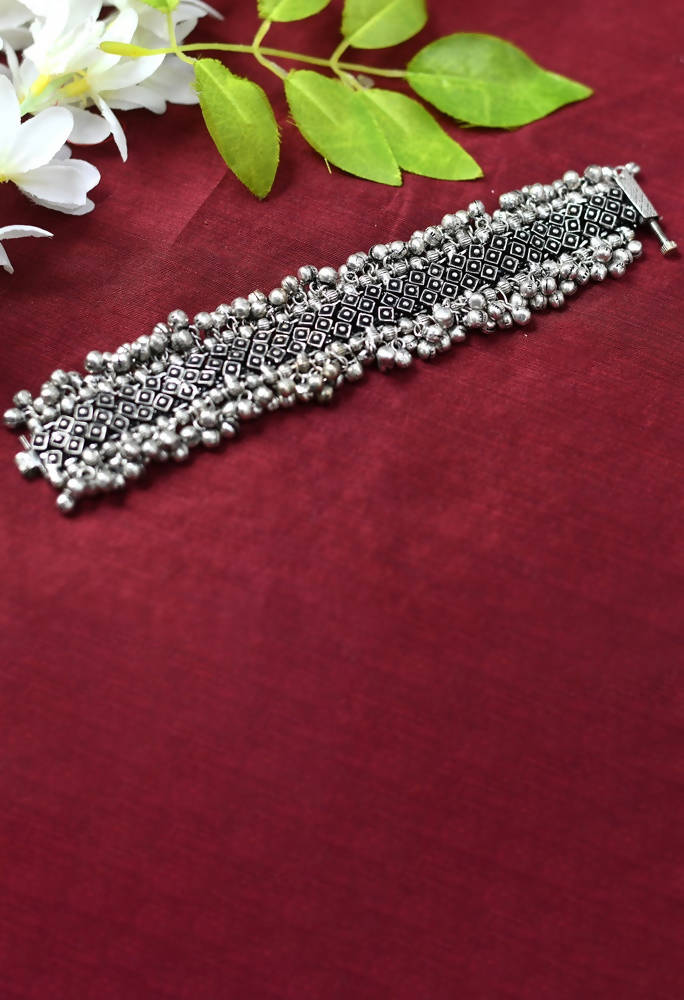Mominos Fashion Kamal Johar Ghungroo Handcraft Bracelet
