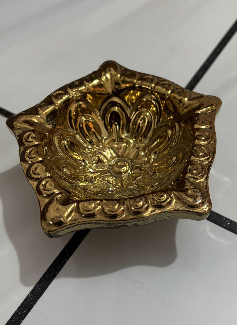 Wood estate Crafted From Metal Designer Diya