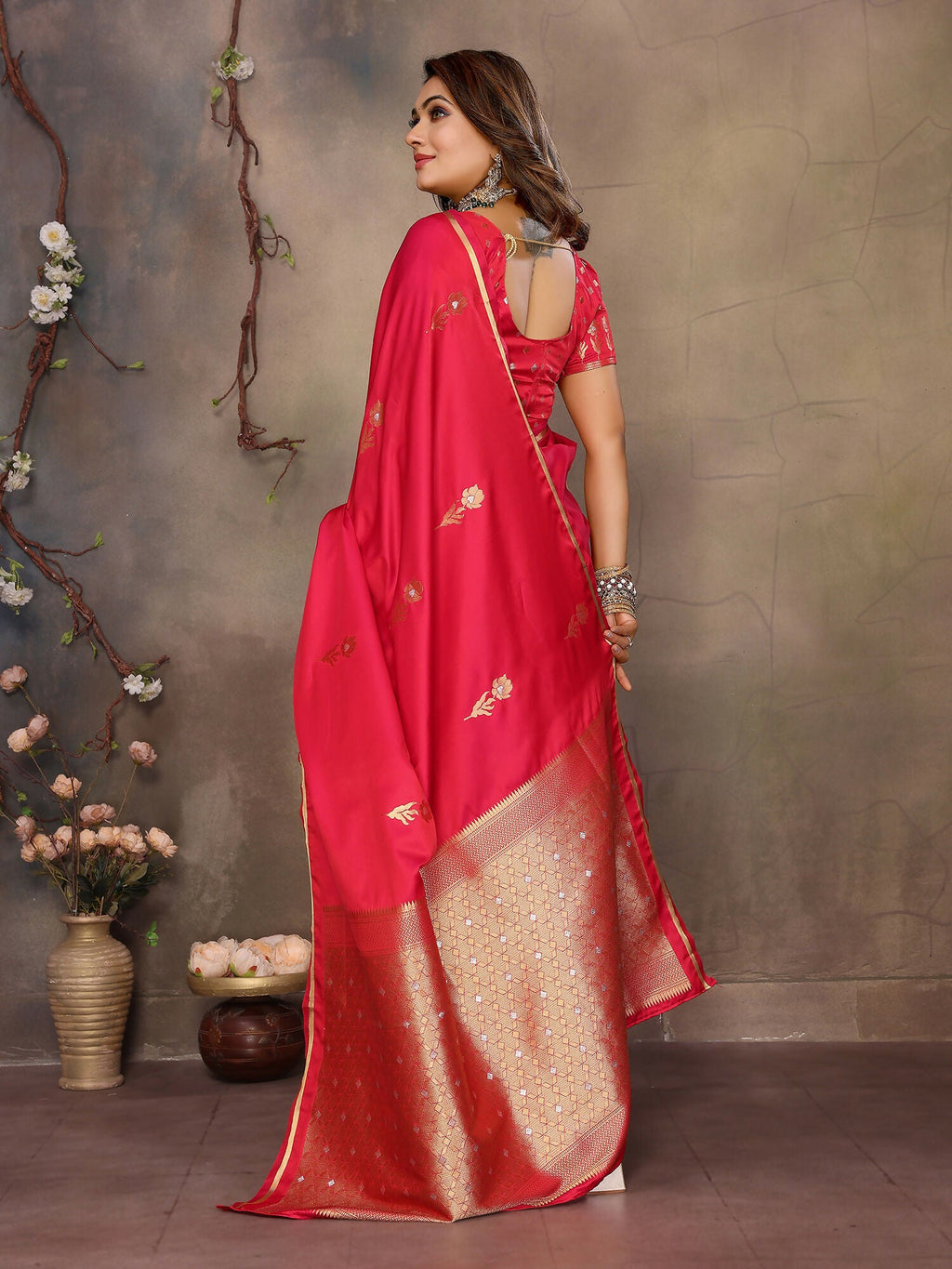 Joban Fashion  Brick Red Floral & Botanical Motifs Satin Silk Banarasi Silk Saree - Distacart